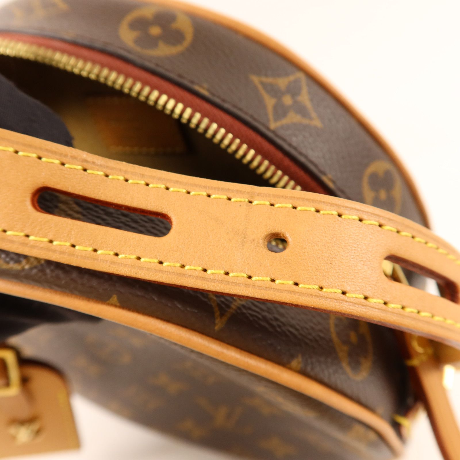 Boite Chapeau Souple MM, Monogram — view 20