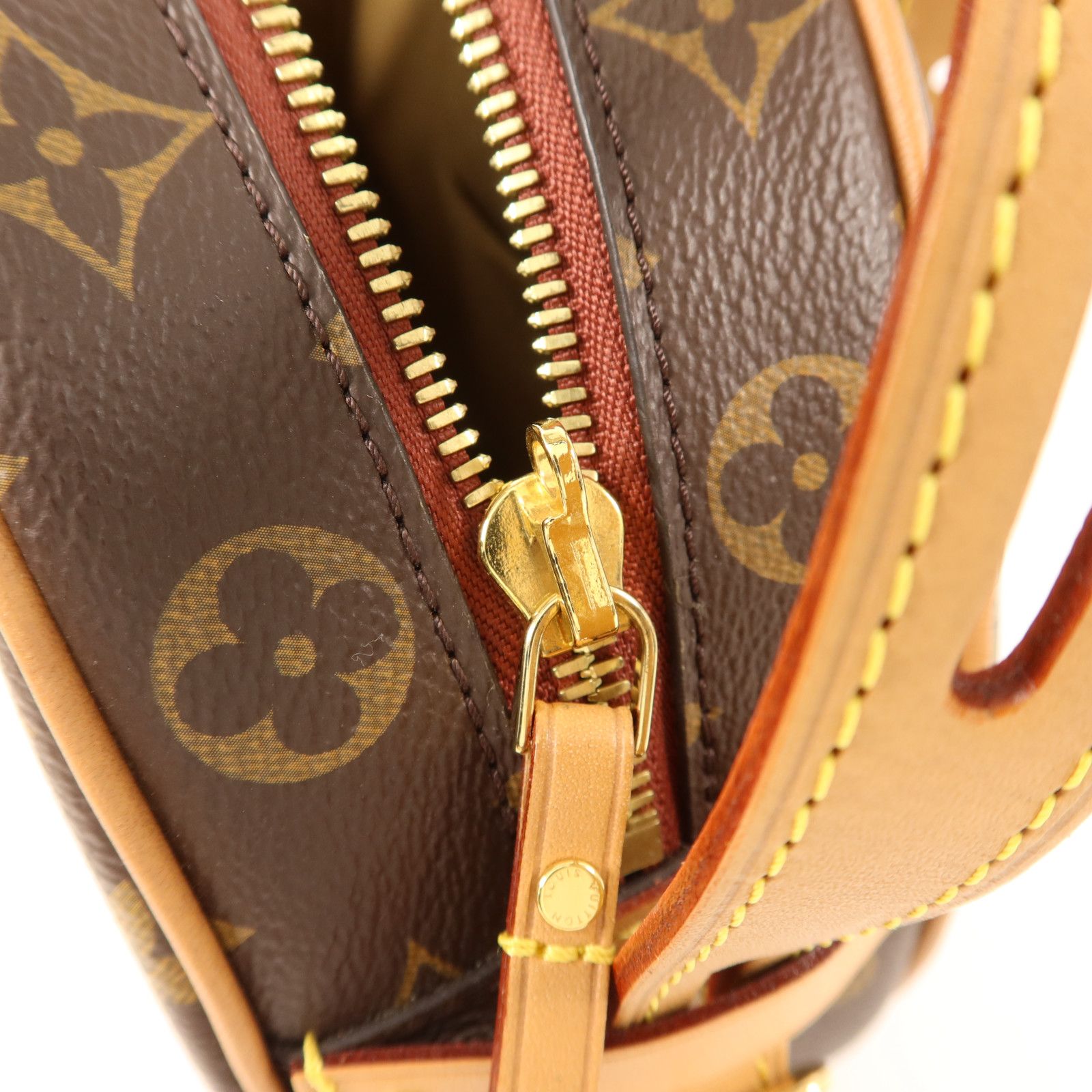 Boite Chapeau Souple MM, Monogram — view 9