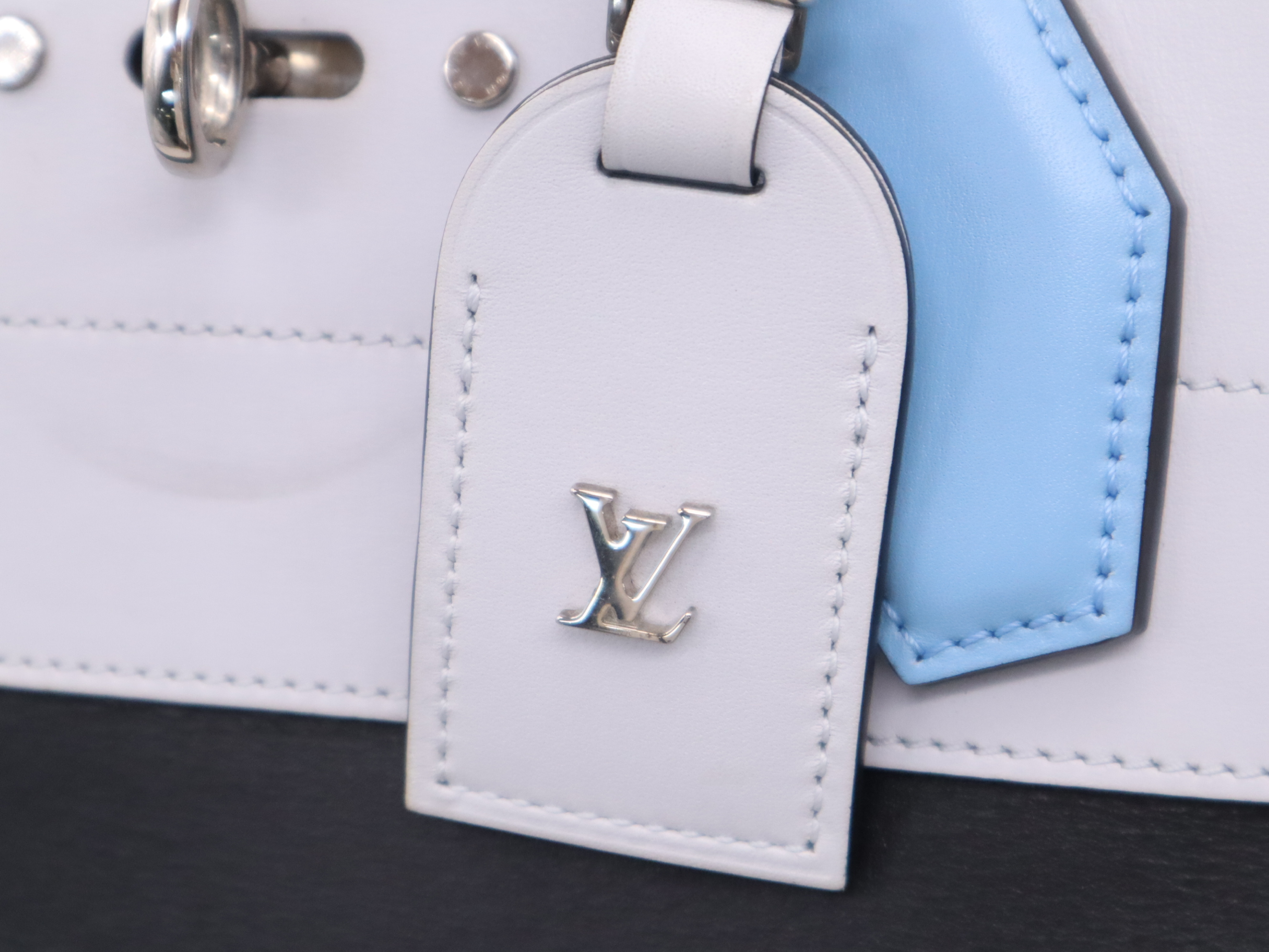 M42435 Calf Leather City Steamer MM Light Blue Black Handbag with 2 Keys and Name Tag — view 15
