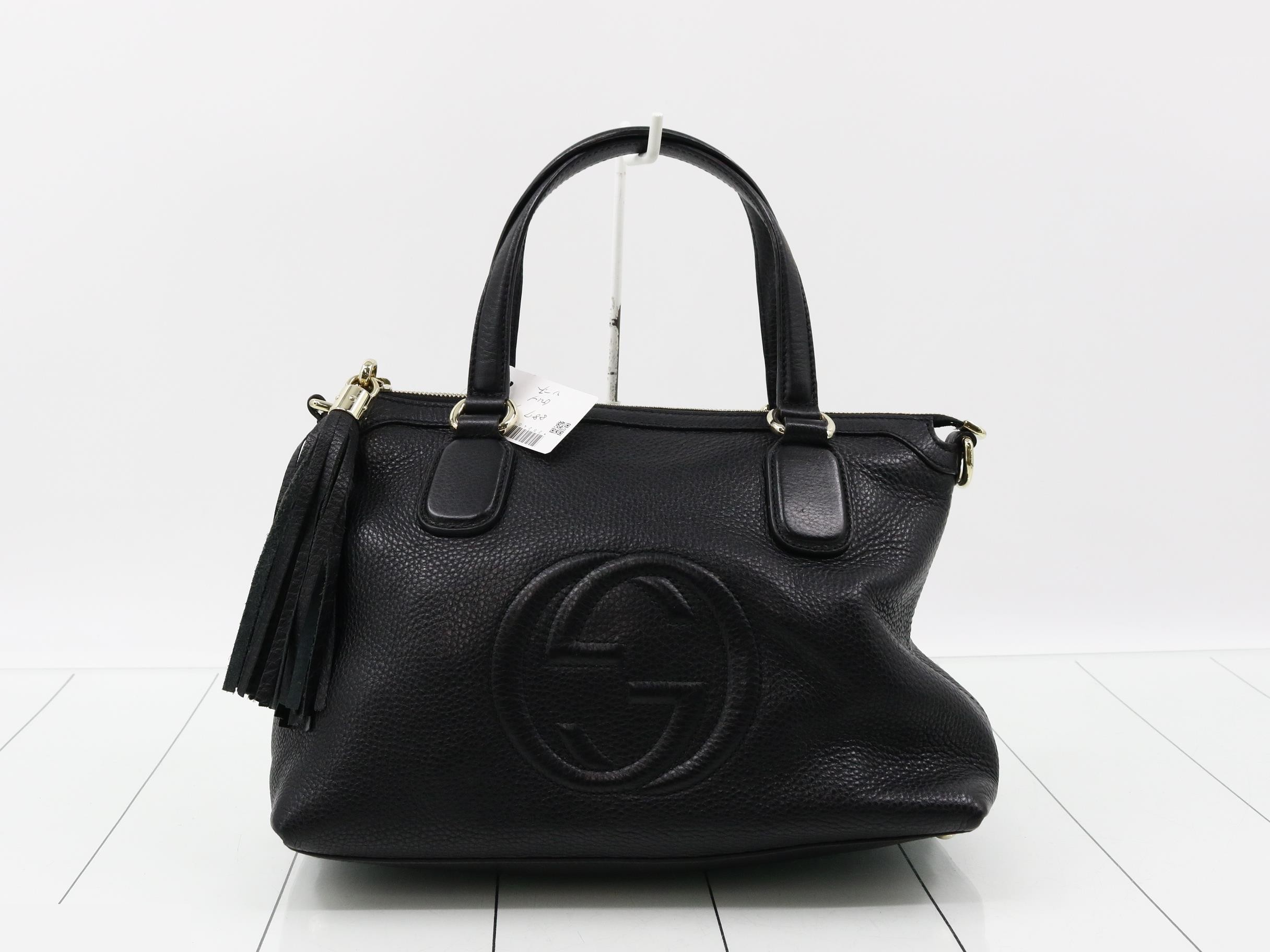 Soho handbag, leather, black