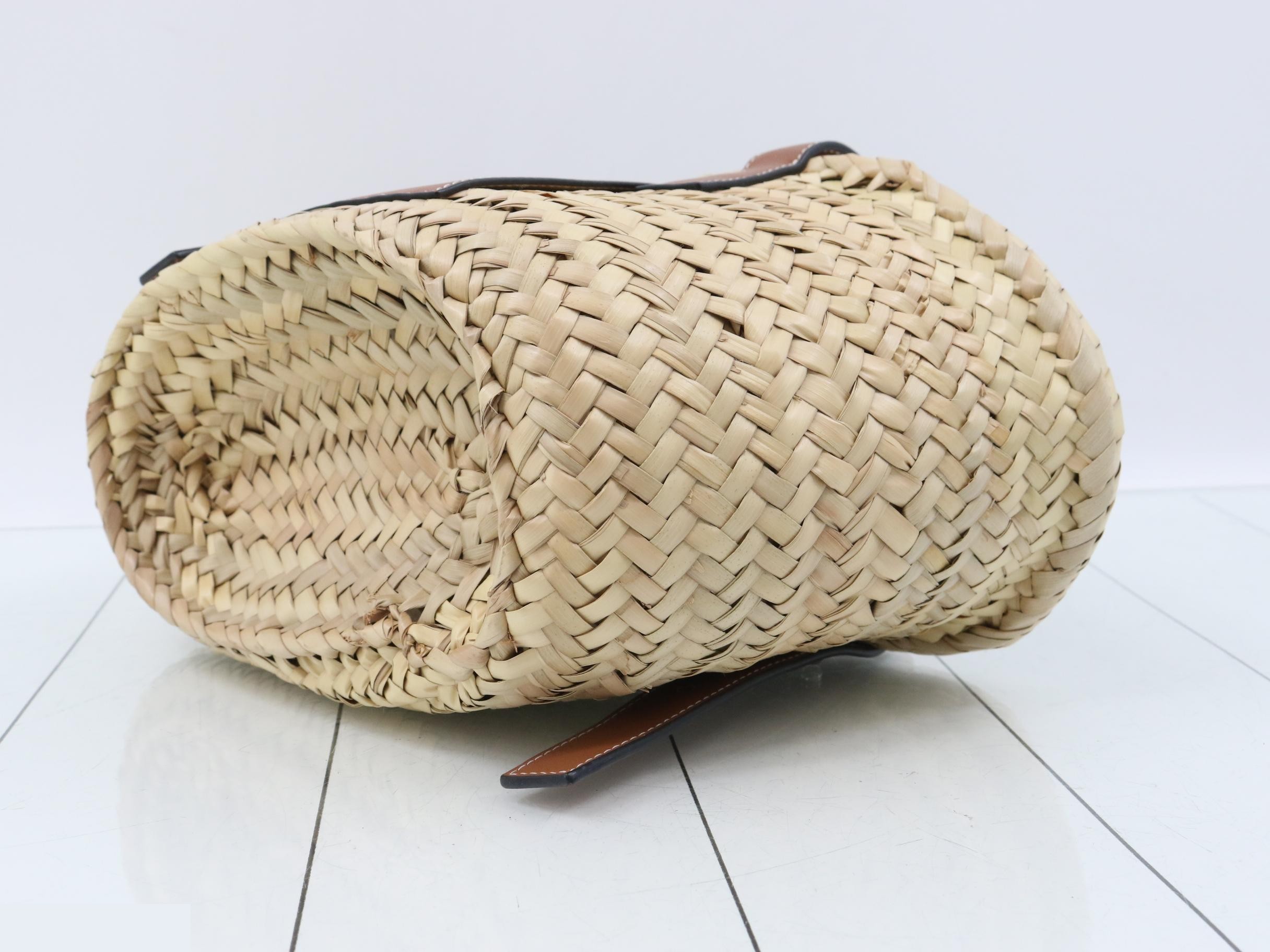Handbag, basket bag, anagram, leather — view 6