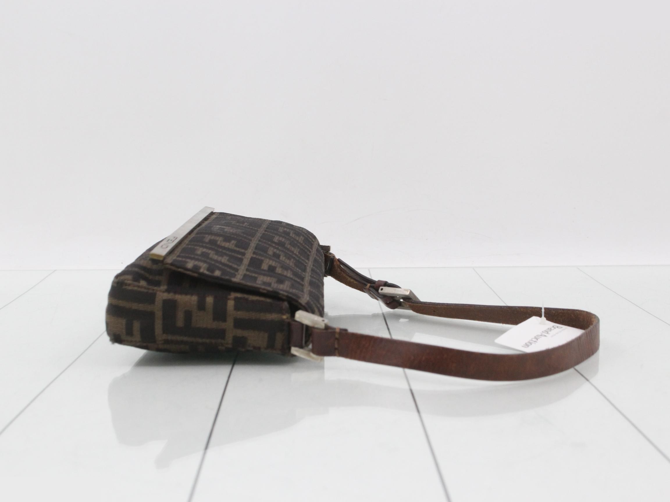 Zucca pattern flap shoulder bag — view 3