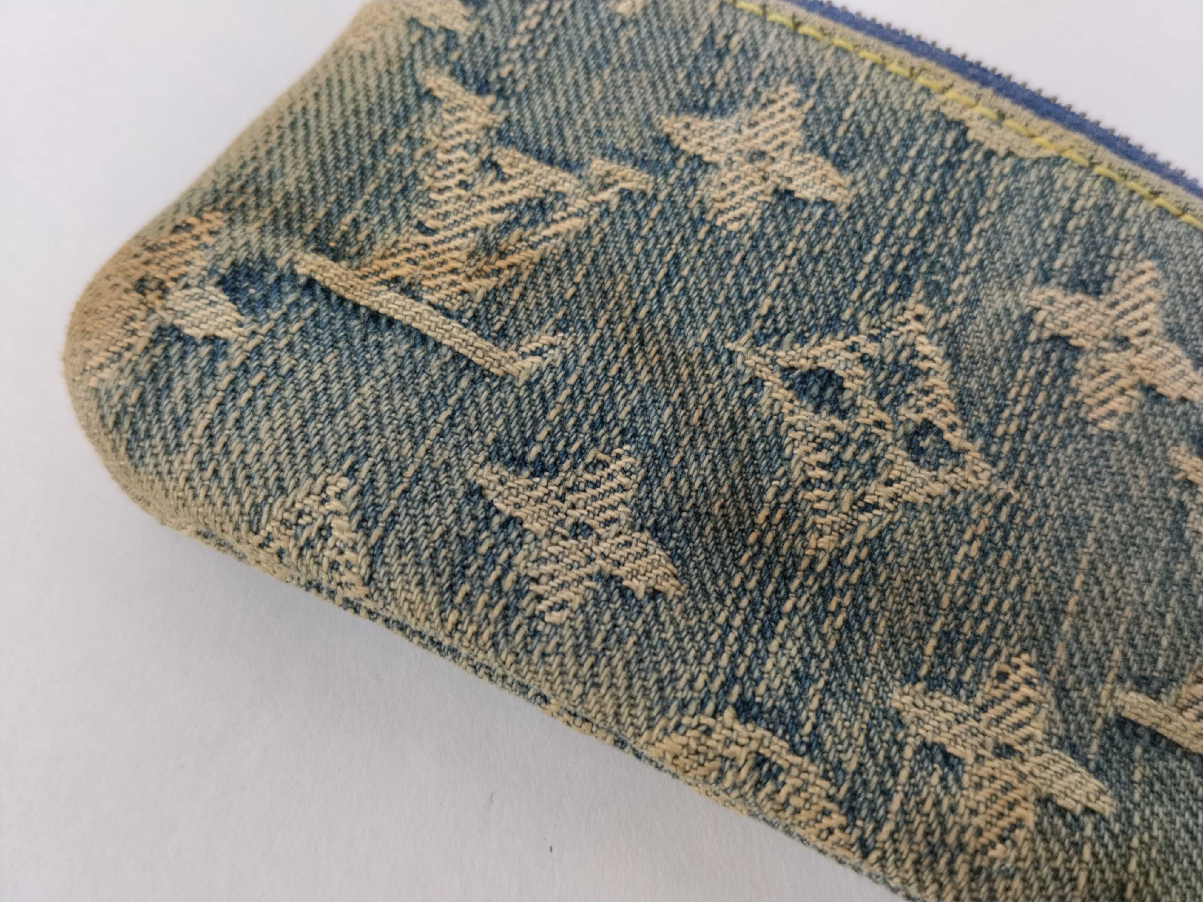 Monogram Louis Vuitton Pochette Clé M95343 CA0097 Coin Case — view 13
