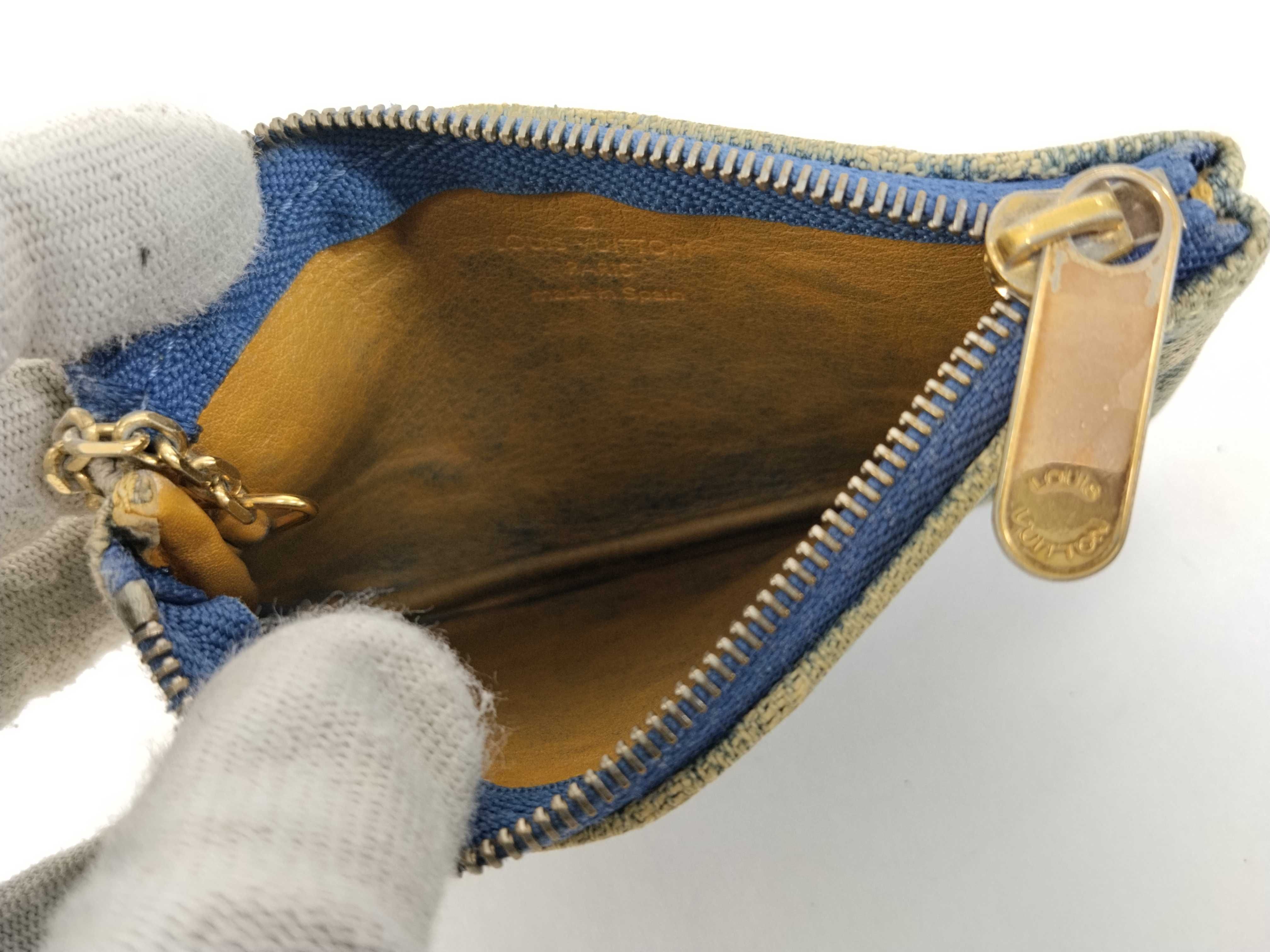 Monogram Louis Vuitton Pochette Clé M95343 CA0097 Coin Case — view 10