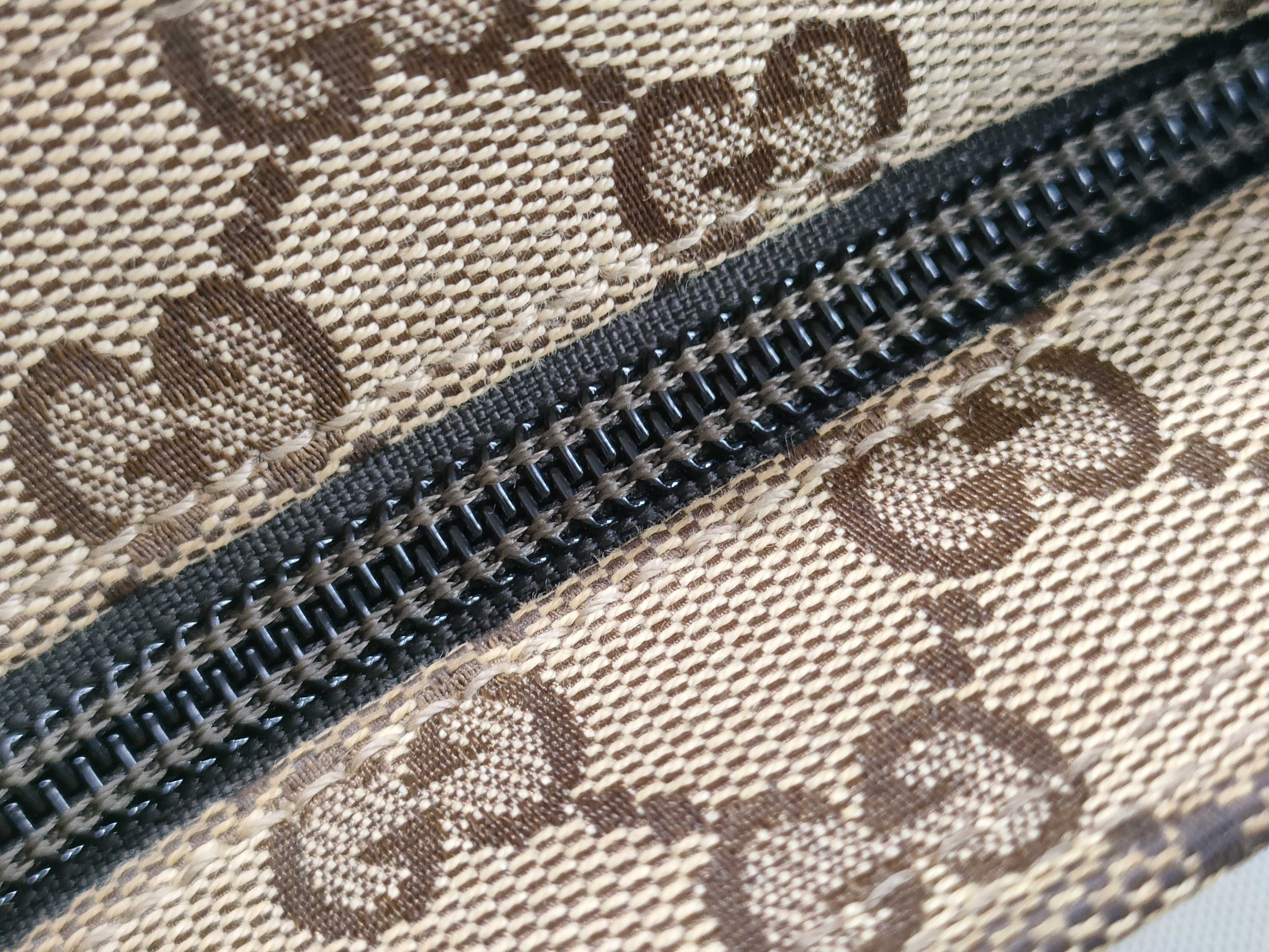 GG Canvas Gucci Sherry Line Shoulder Bag — view 10