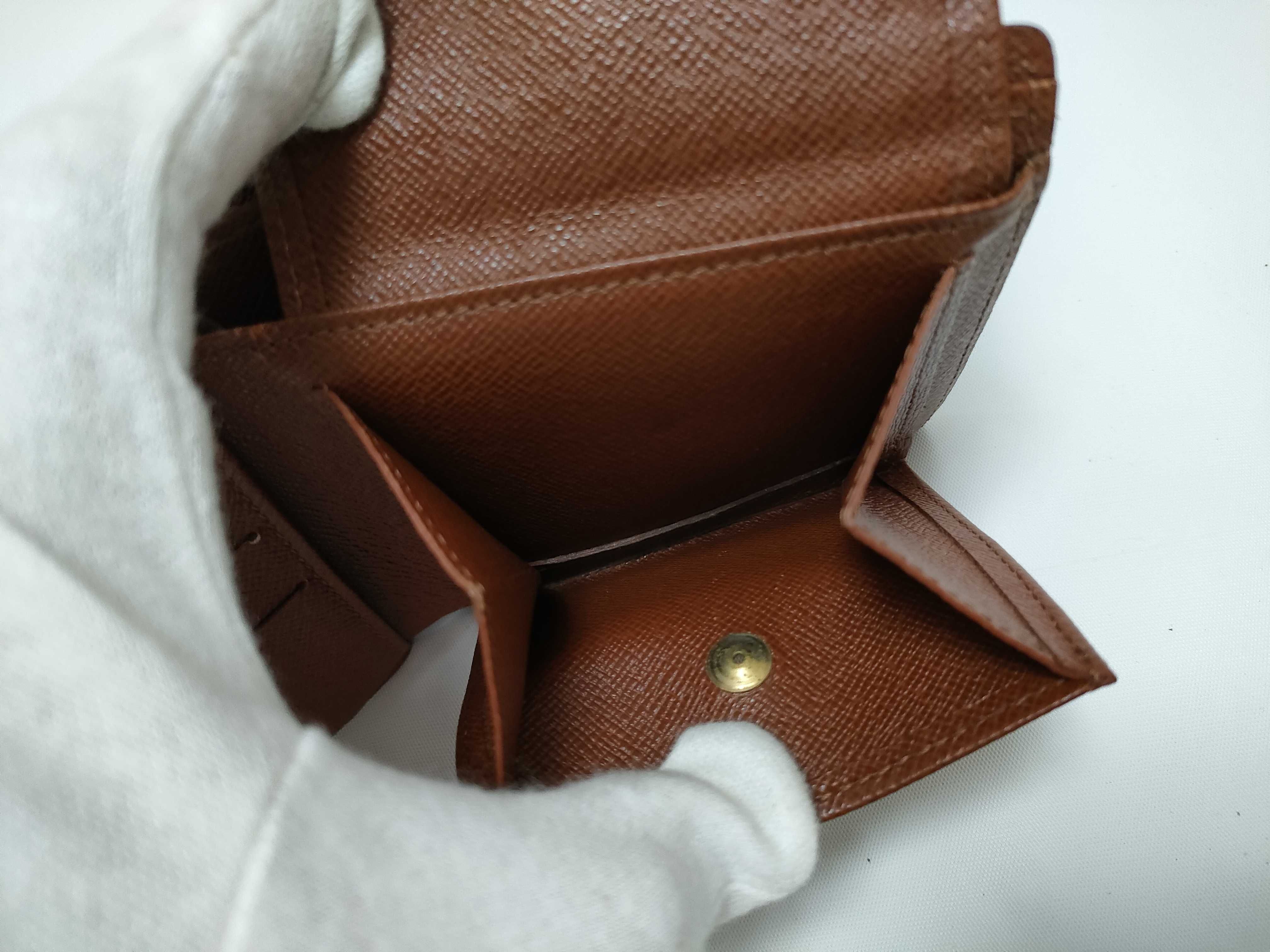 Monogram LV Monogram Folding Wallet (No serial number) — view 9