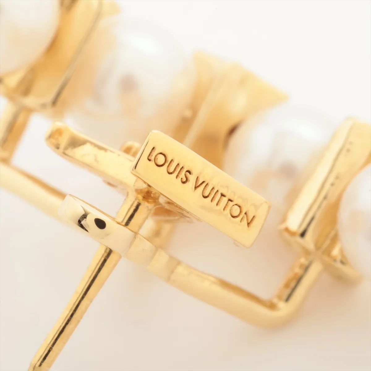 M01258 Mini Gram GK4215 Earrings (Pair) GP Gold. Shows signs of wear, — view 5