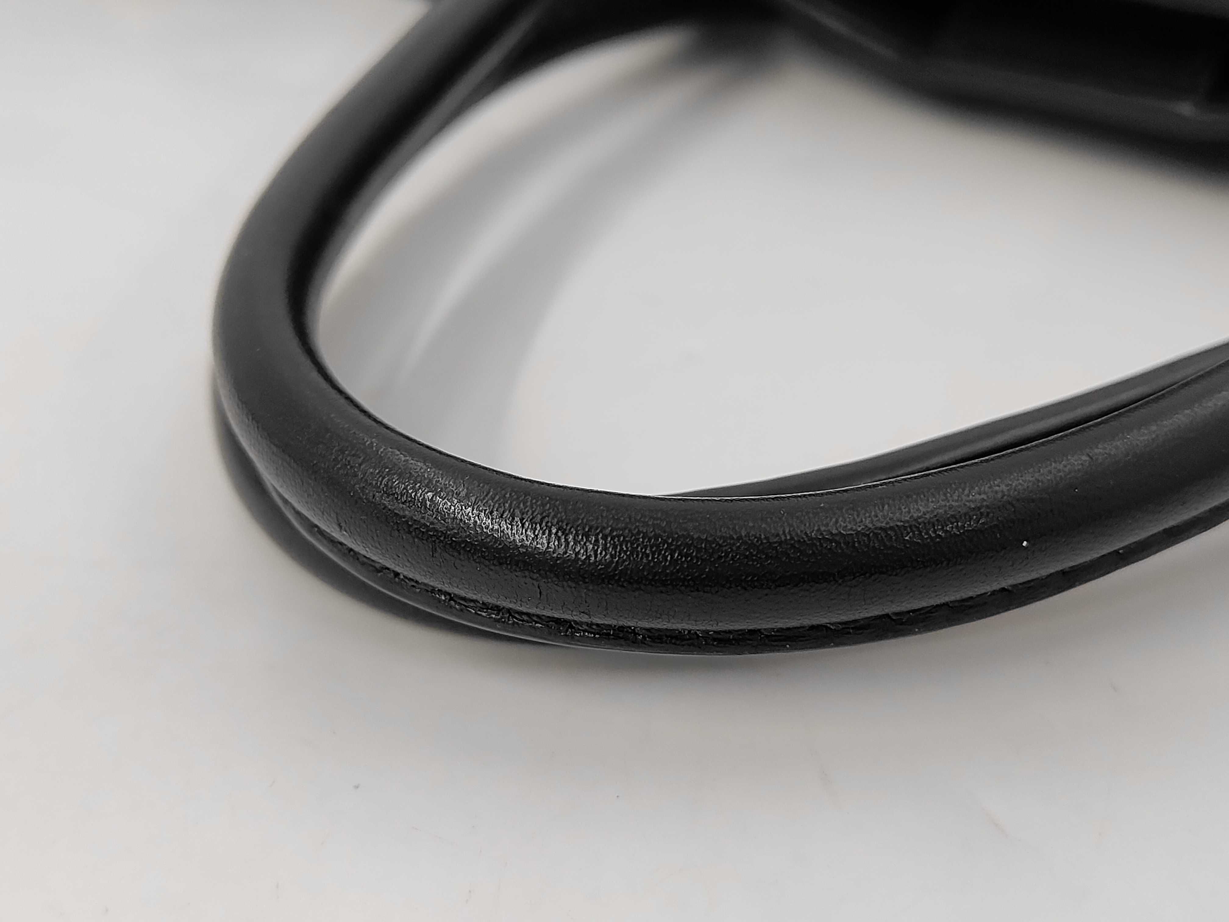 On My Side MM Handbag — view 5