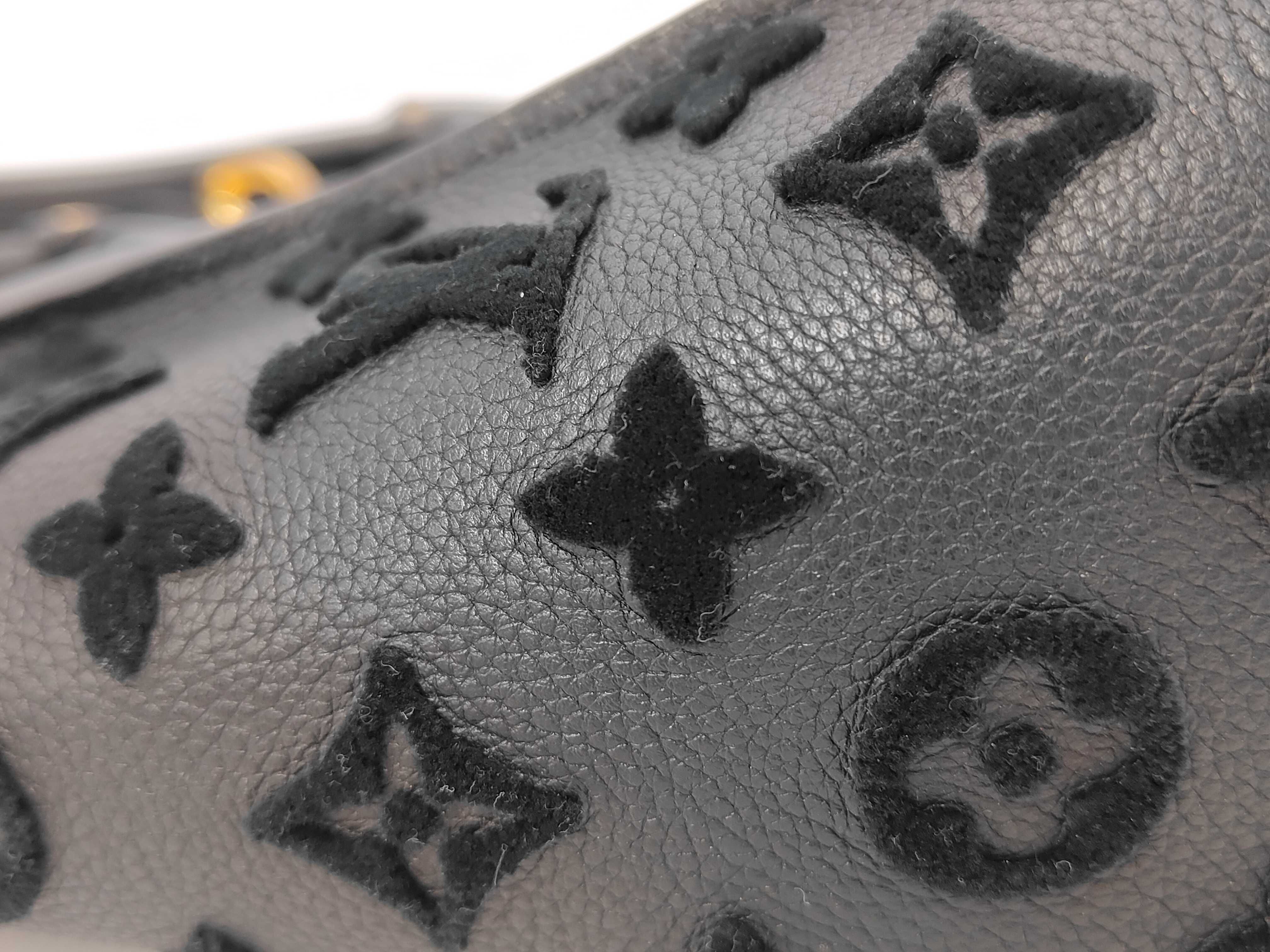 On My Side MM Handbag — view 6