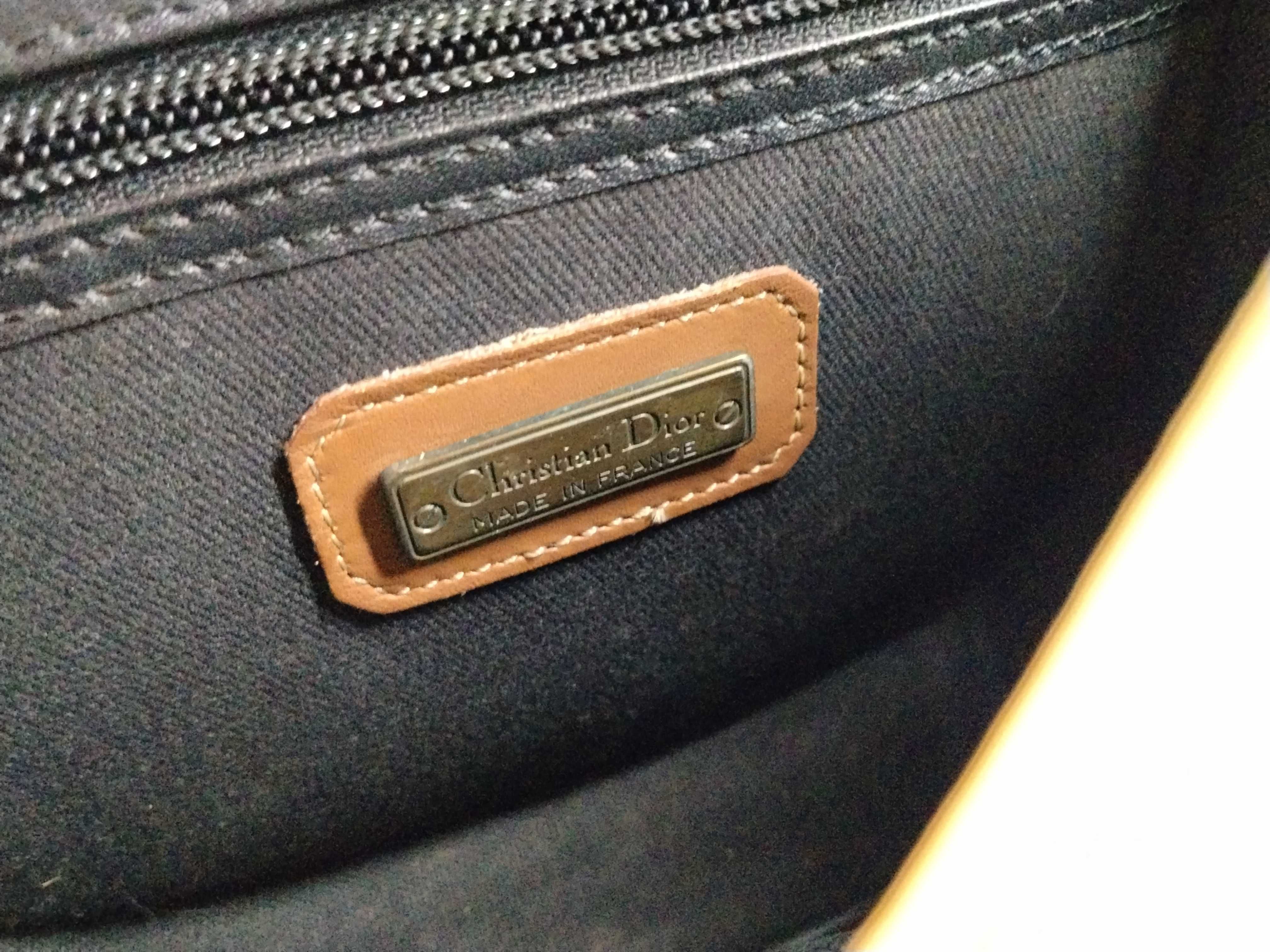 Honeycomb Pattern Shoulder Bag — view 15