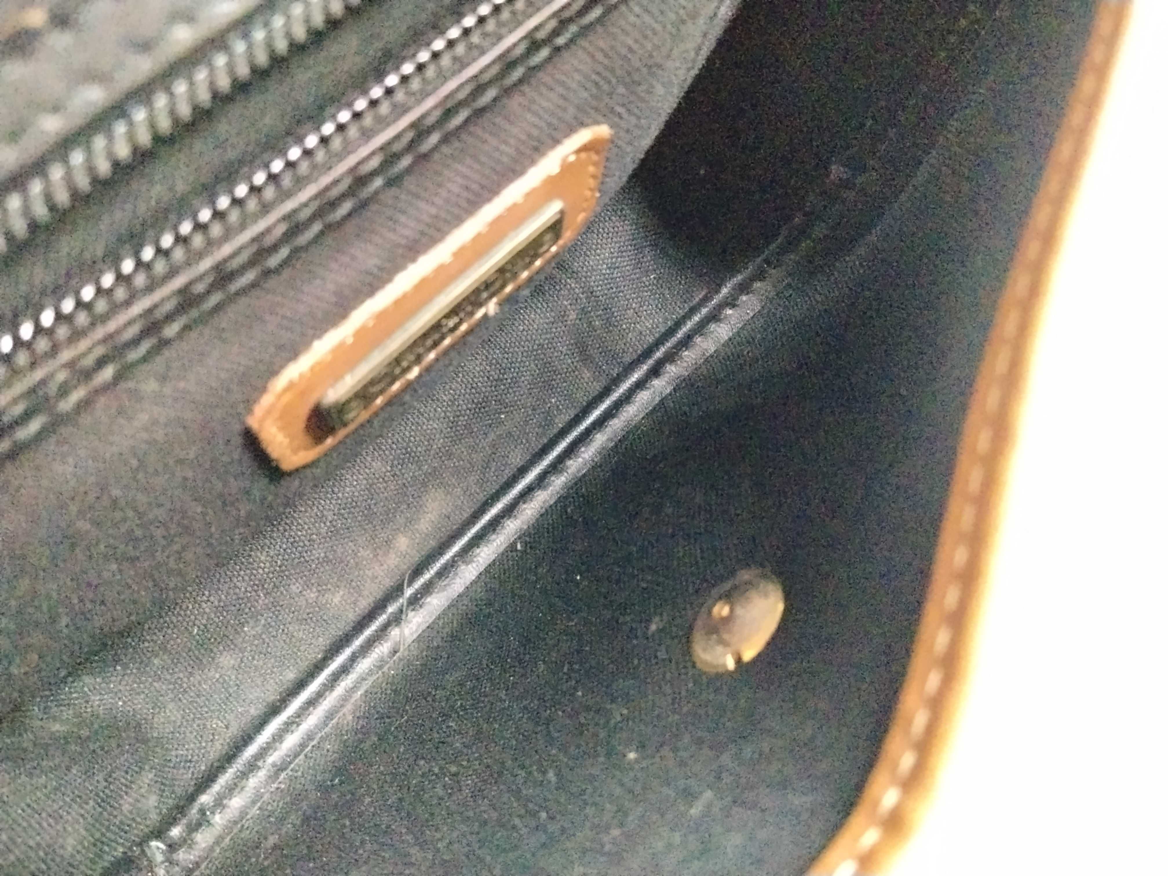 Honeycomb Pattern Shoulder Bag — view 10