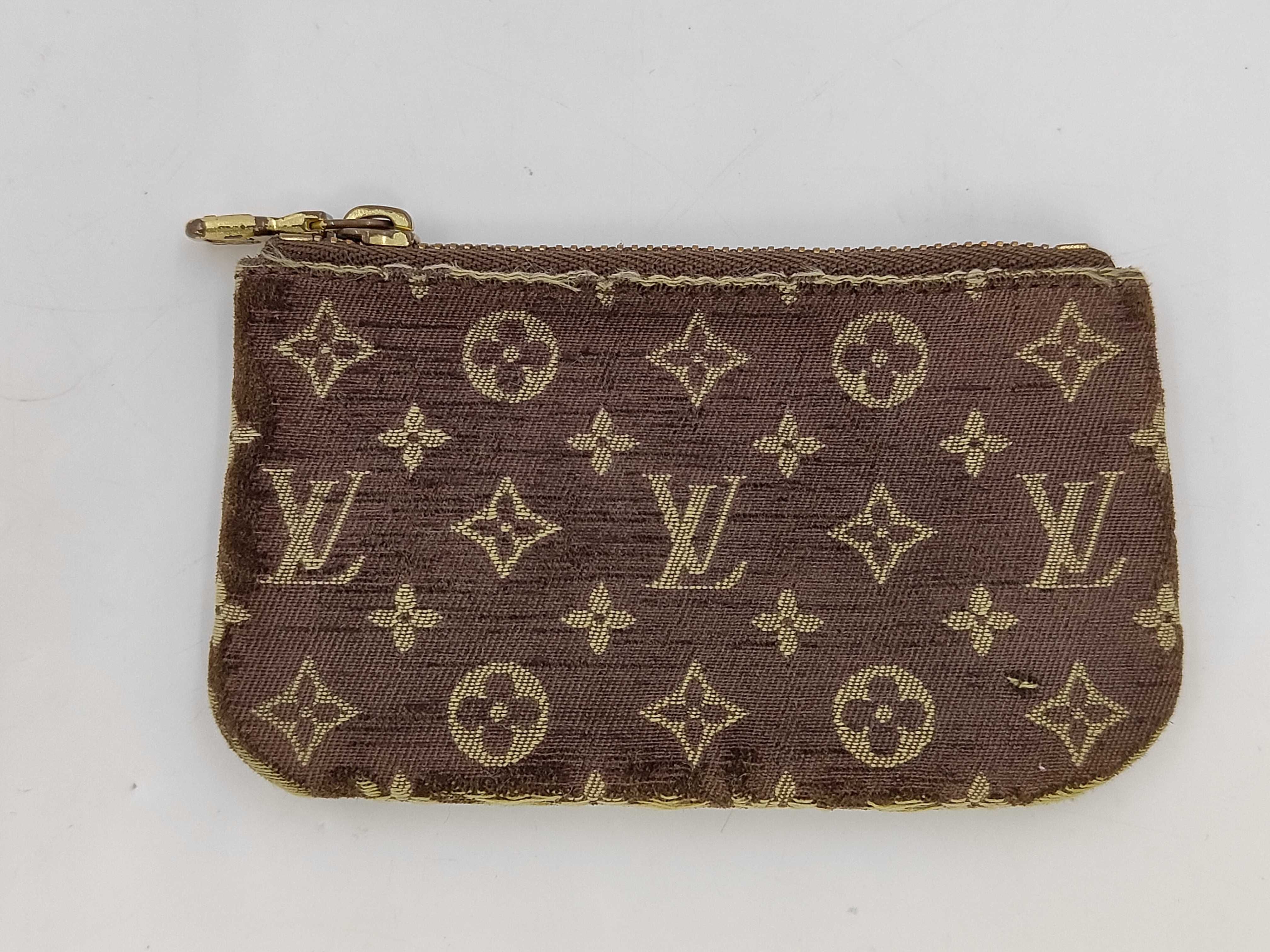 Coin Case