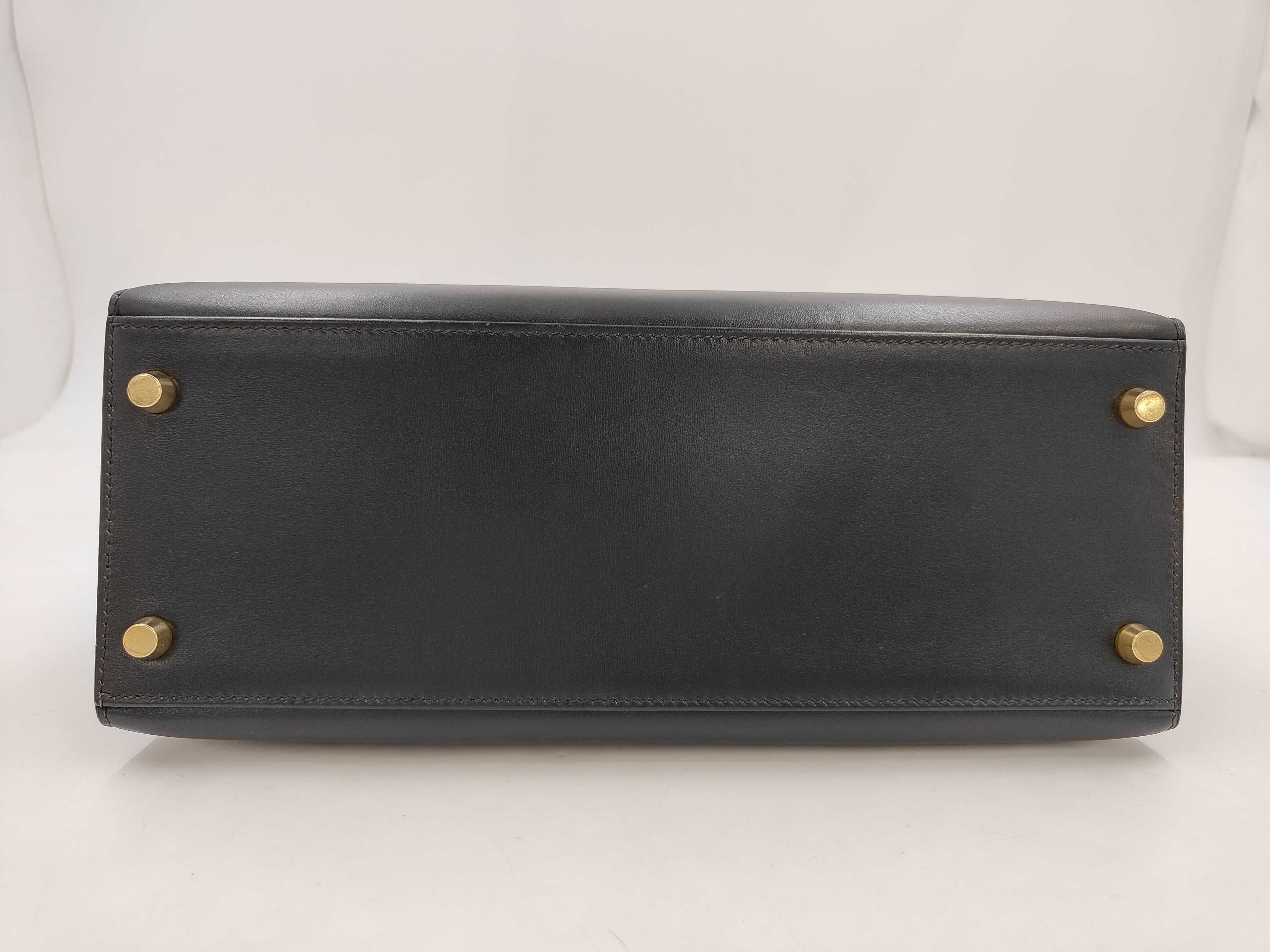 Kelly 28 F stamp Black Gold hardware V hardware with ST tote bag — view 3