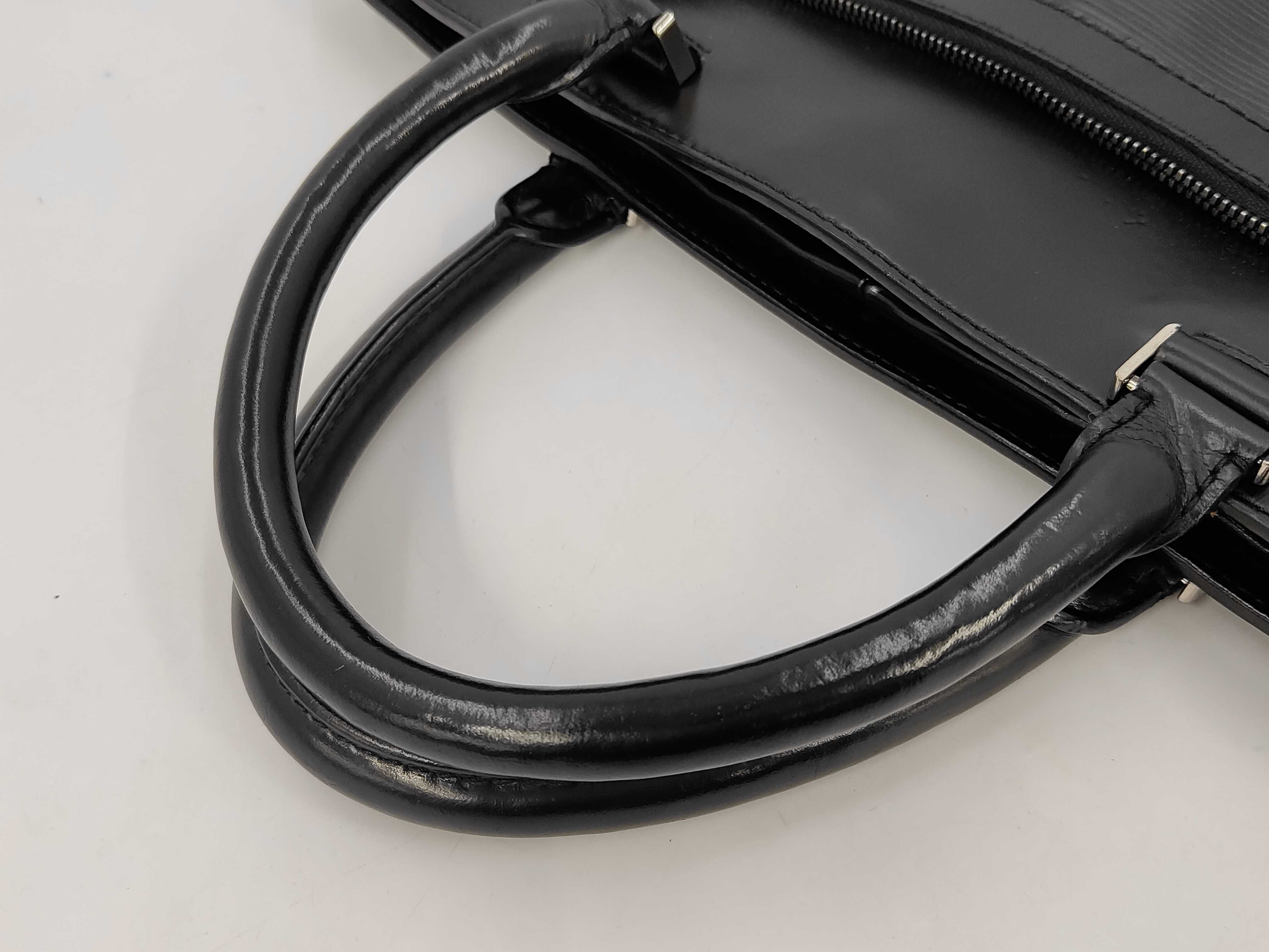 Epi Louis Vuitton Epi Bassano Business Bag Black Business Bag — view 3