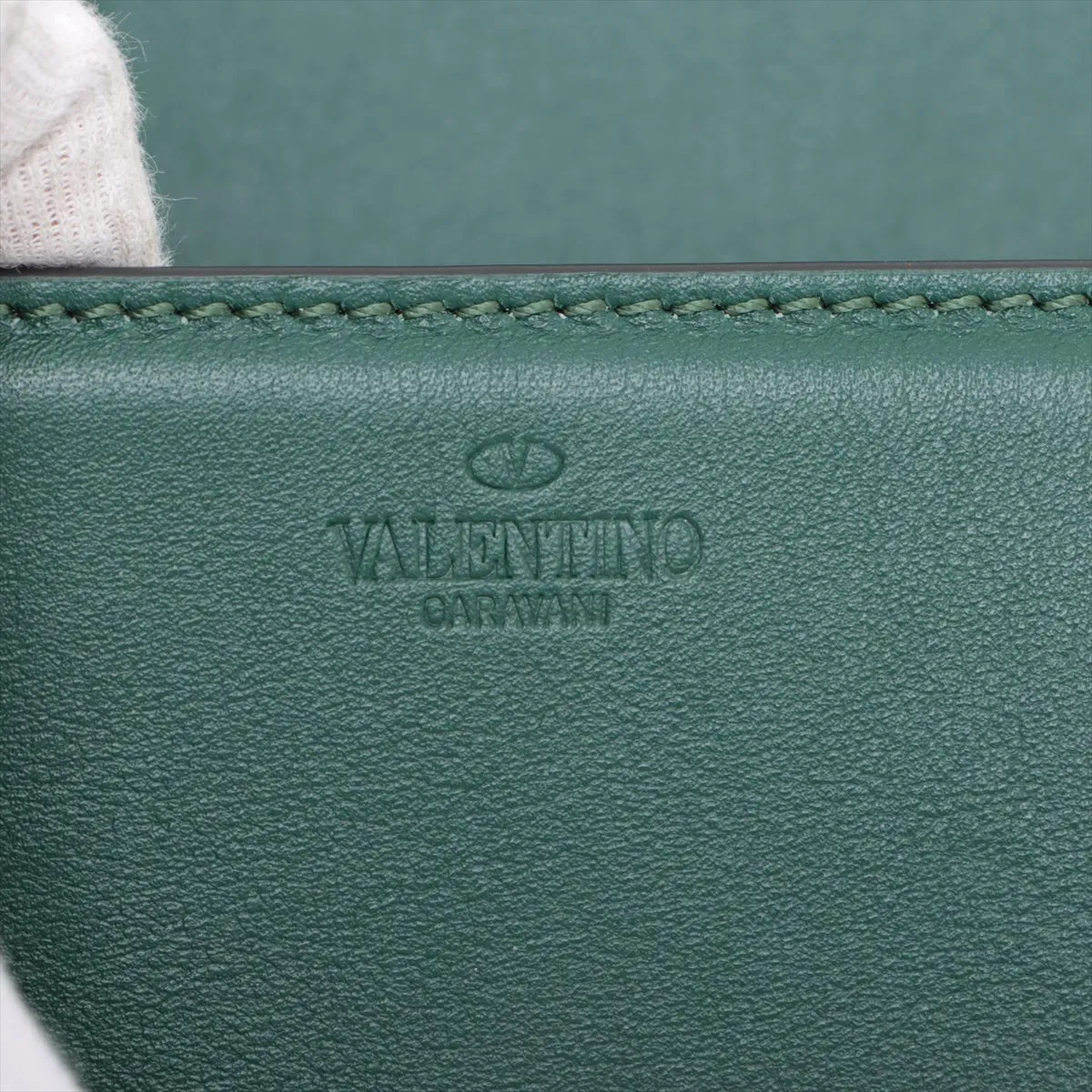 V Loco Leather Body Bag Green — view 8