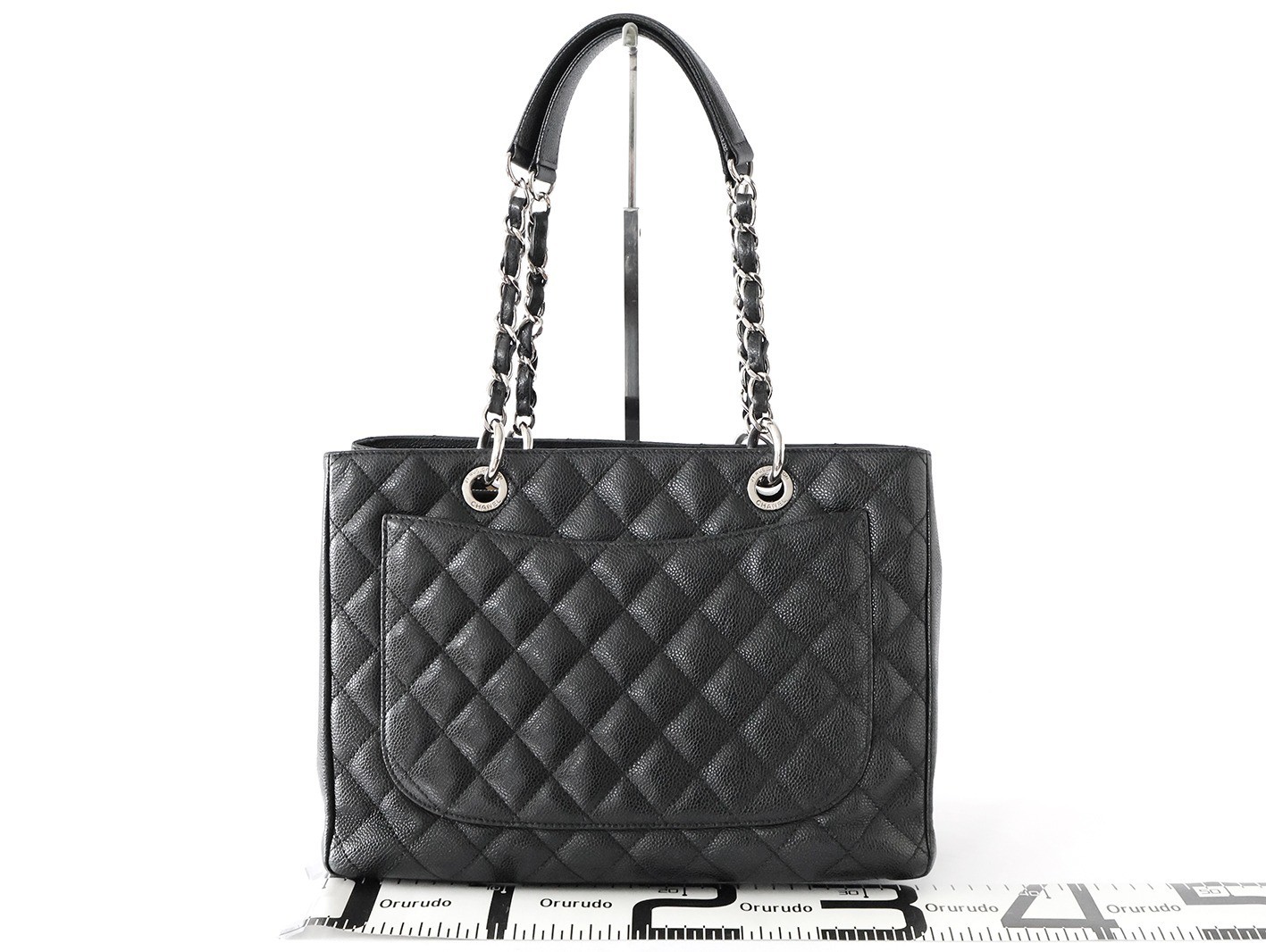 Caviar Skin GST Chain Tote Bag, Black — view 2