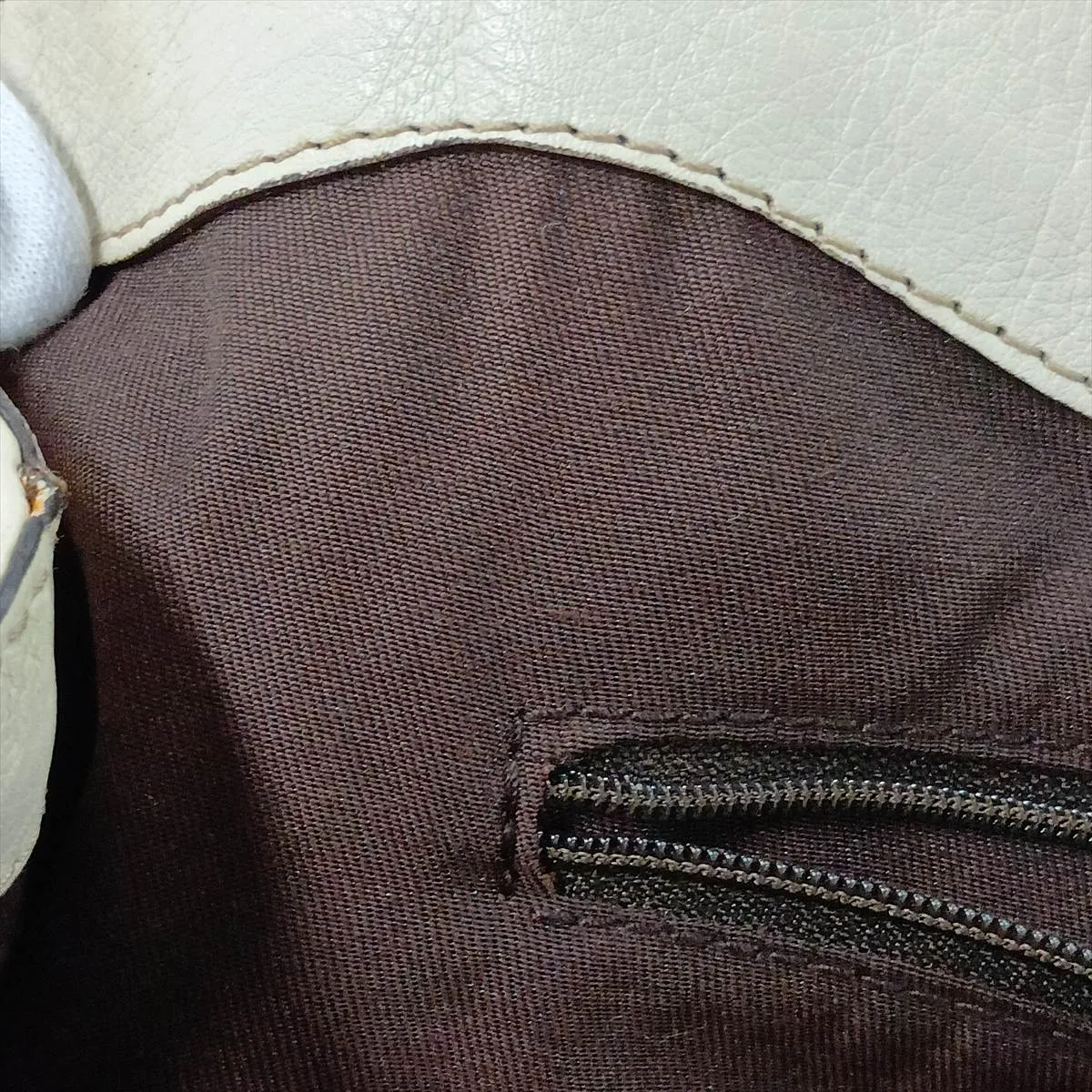 GG Canvas 233610 Canvas x Leather Shoulder Bag Beige x White — view 11