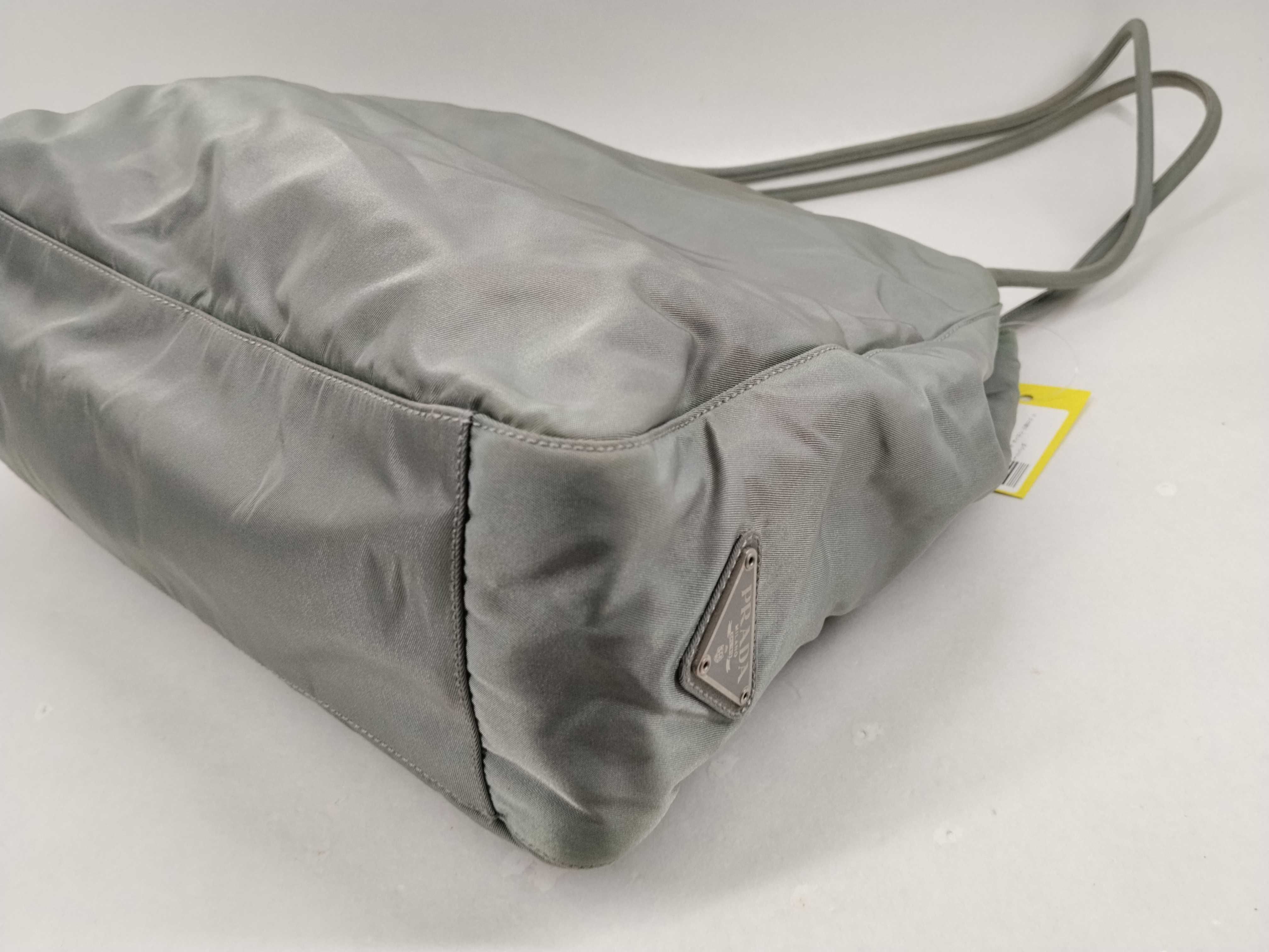 Nylon Tessuto Nylon Triangle Logo Tote Bag — view 6