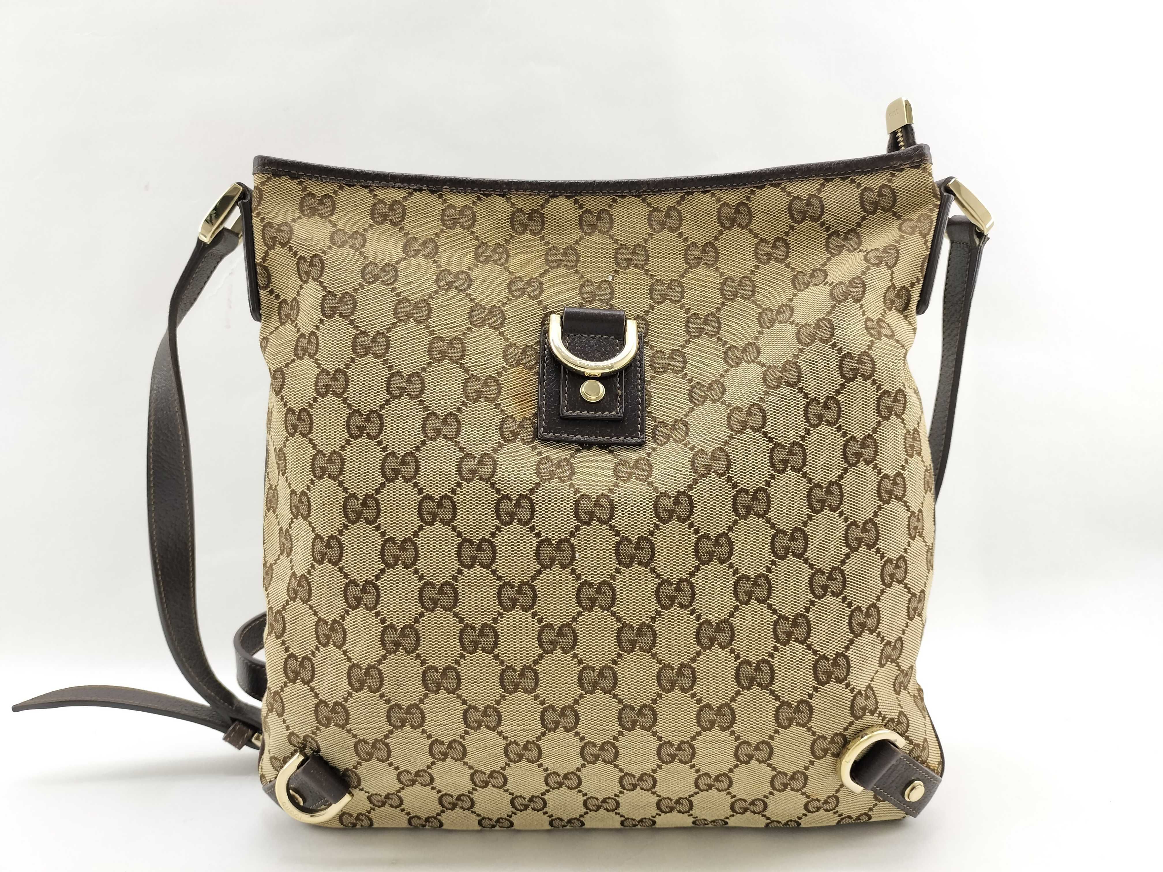 GG Canvas Shoulder Bag