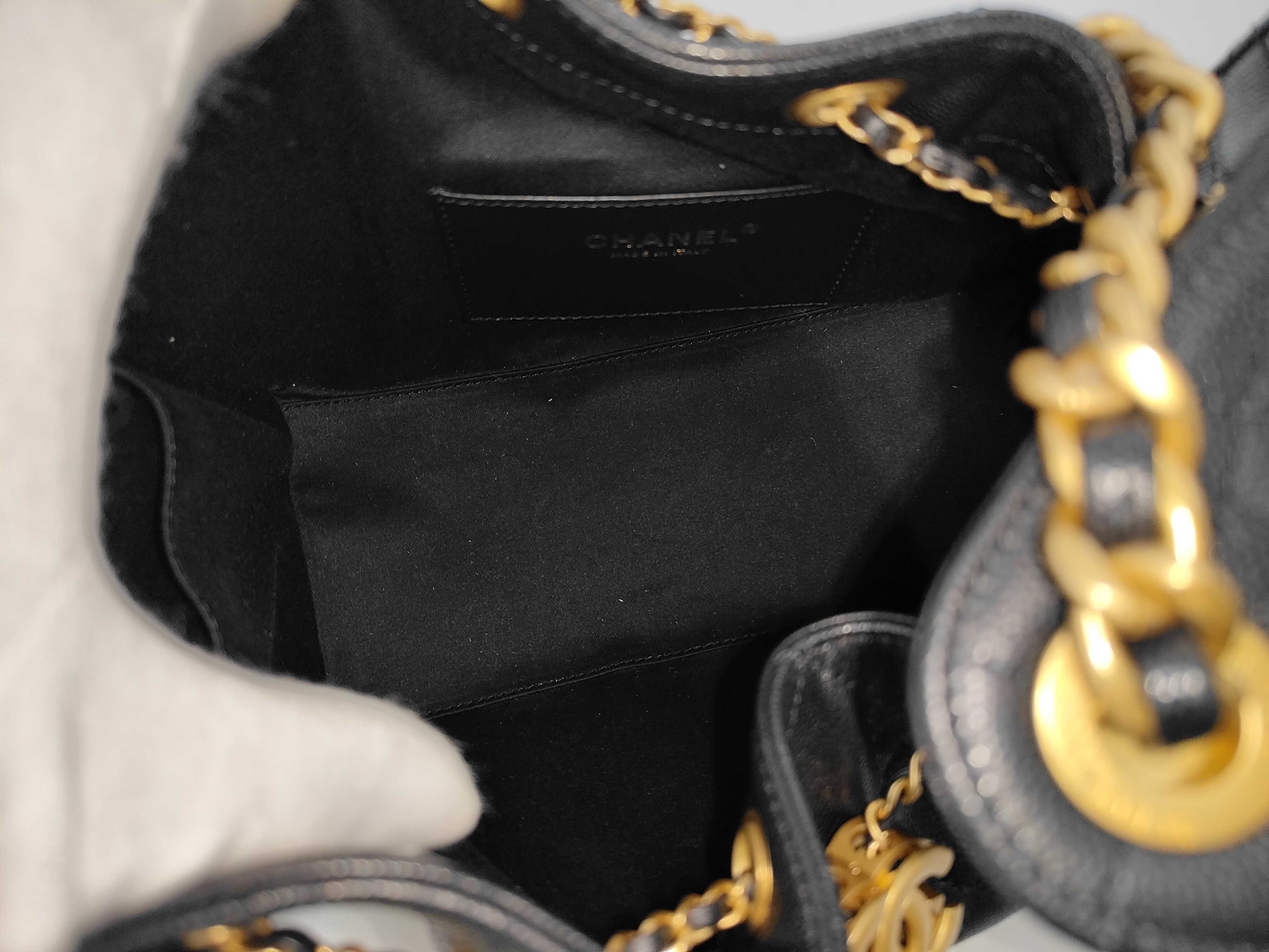 25 Mini Caviar Skin Chain Shoulder Bag with Gold Hardware and Serial Number Plate (AS5631) - Black Shoulder Bag — view 8