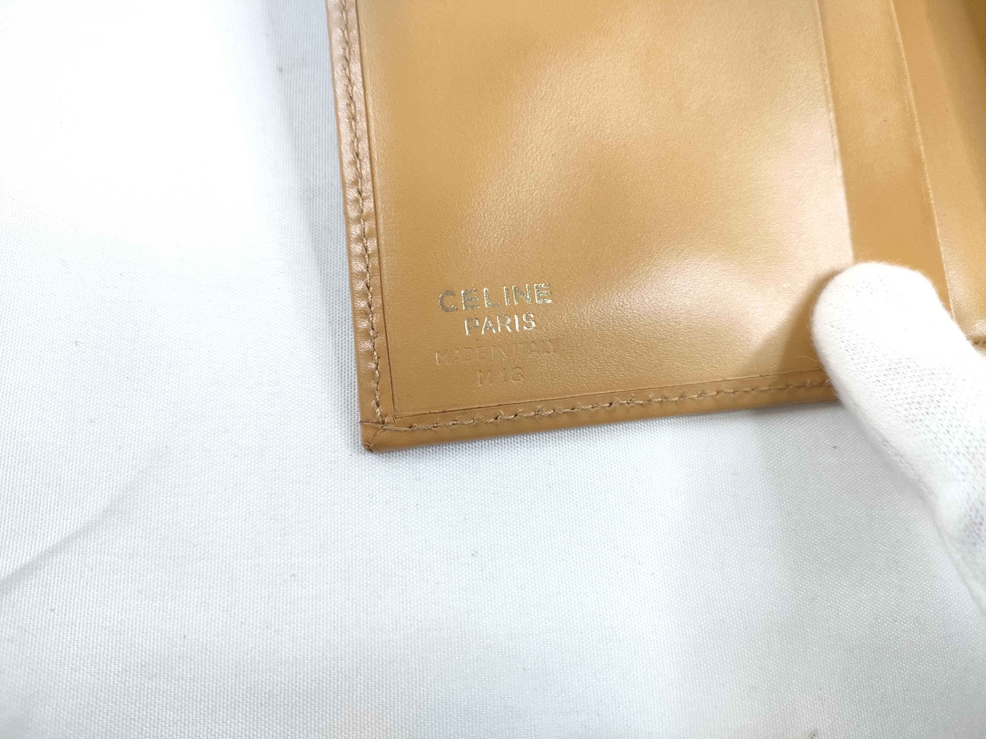 Macadam Bi-fold Leather Wallet (VO8399) — view 9
