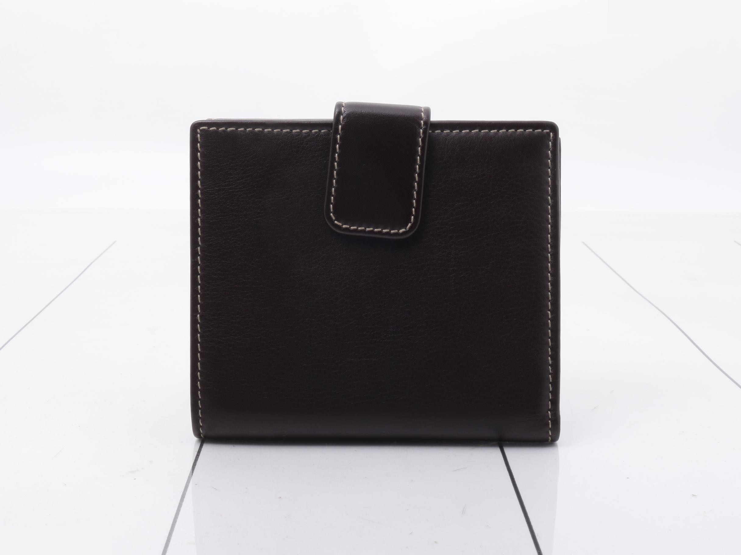 wallet — view 2