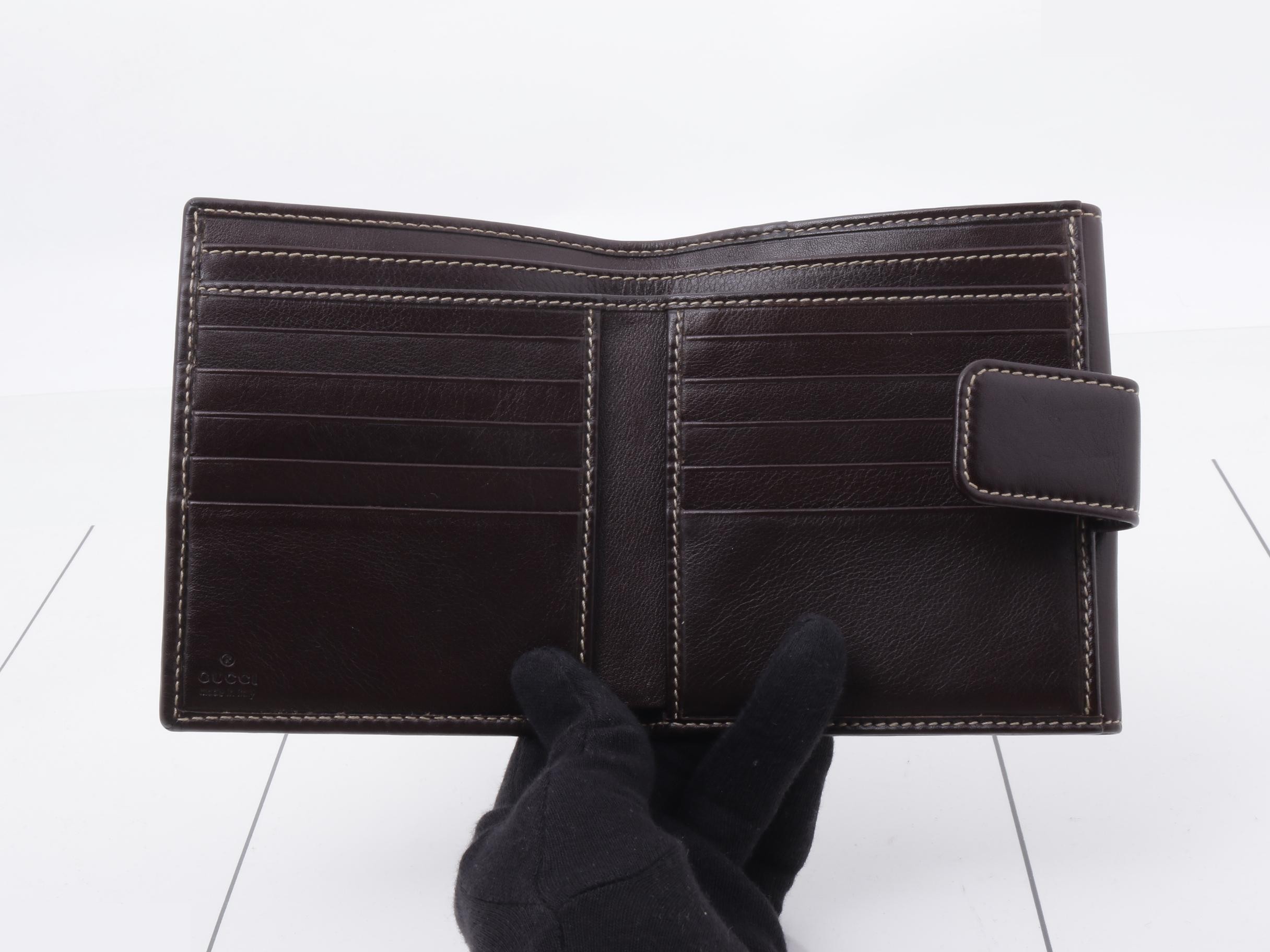 wallet — view 4
