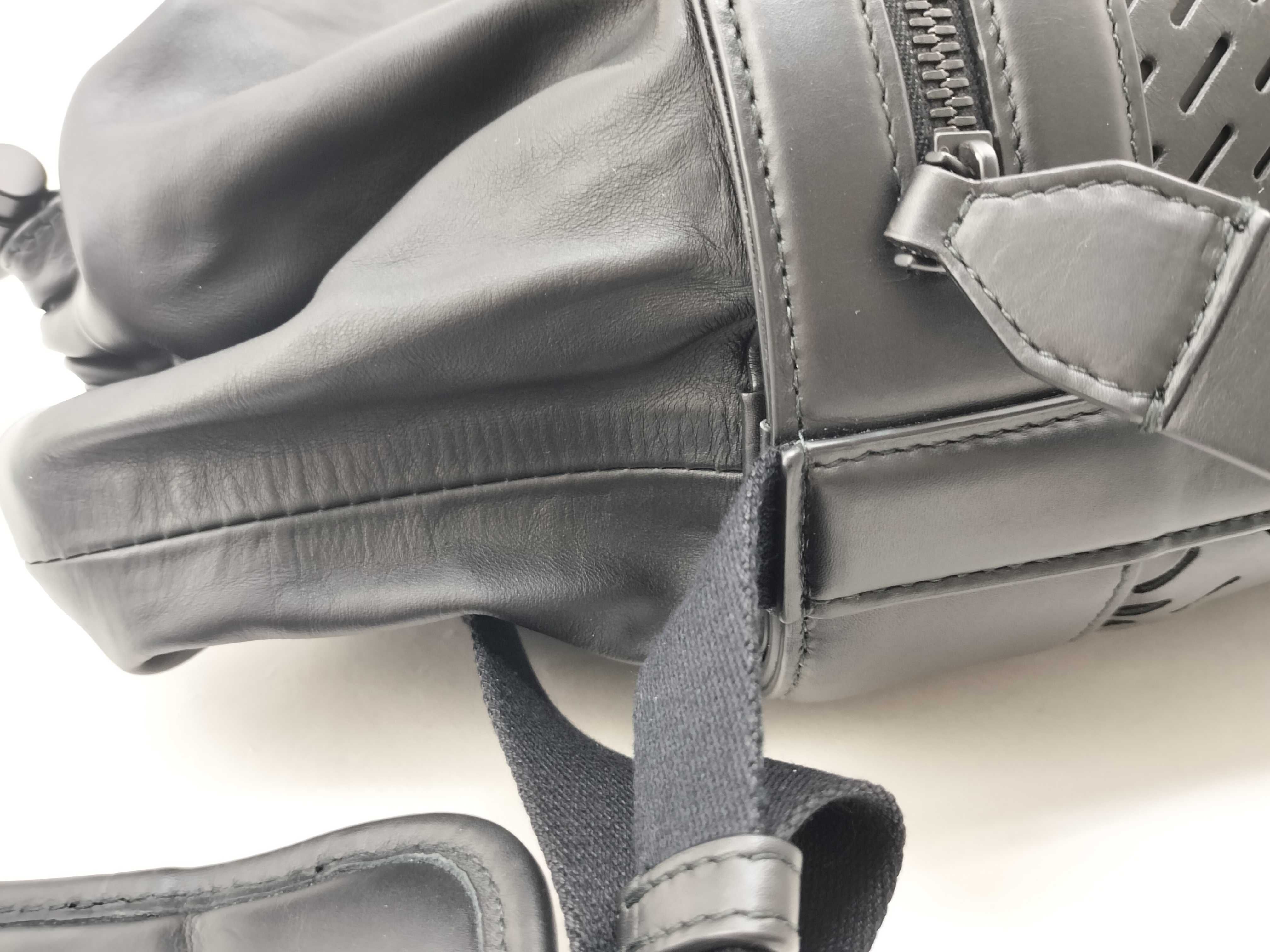 Bucket Bag, Black Shoulder Bag — view 5
