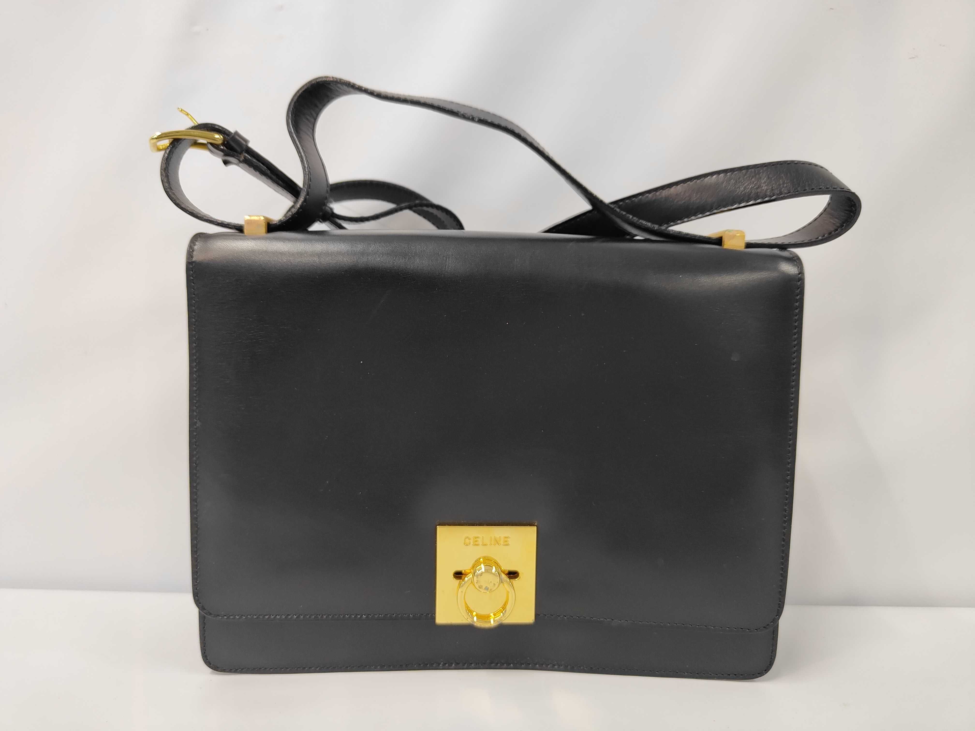 Shoulder Bag Leather Gancini Black Shoulder Bag