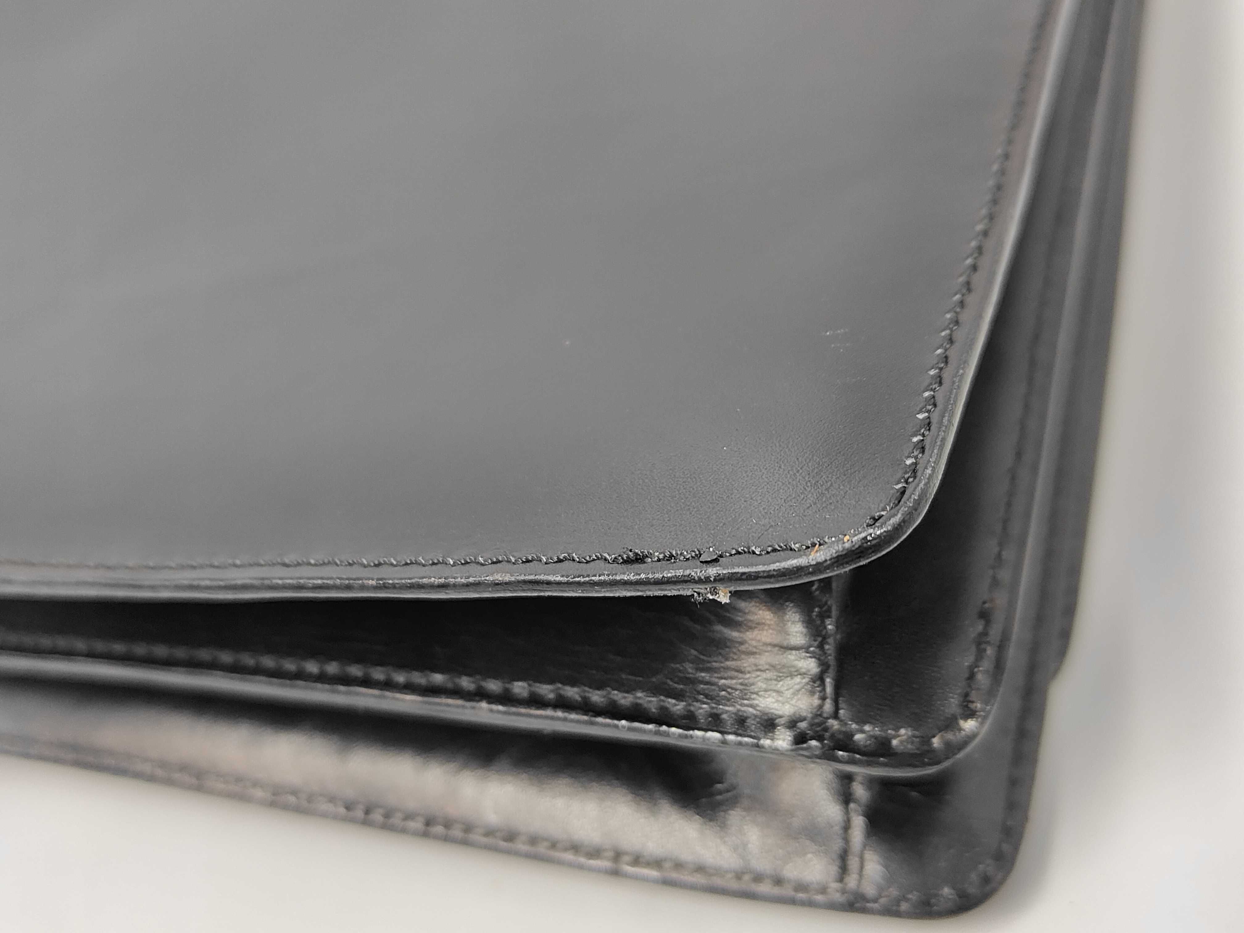 Shoulder Bag Leather Gancini Black Shoulder Bag — view 4