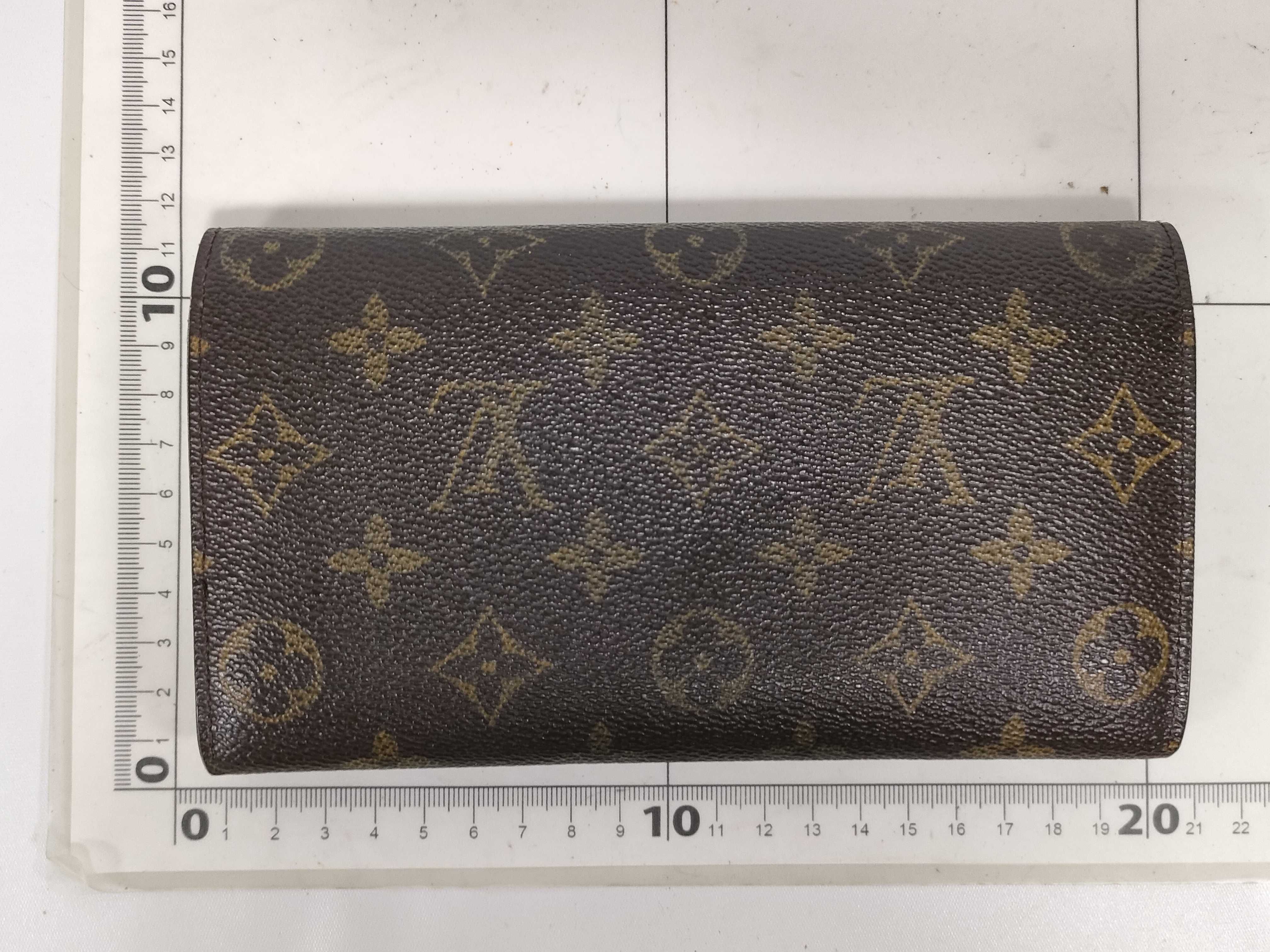 Monogram Portefeuille Sarah Wallet — view 2