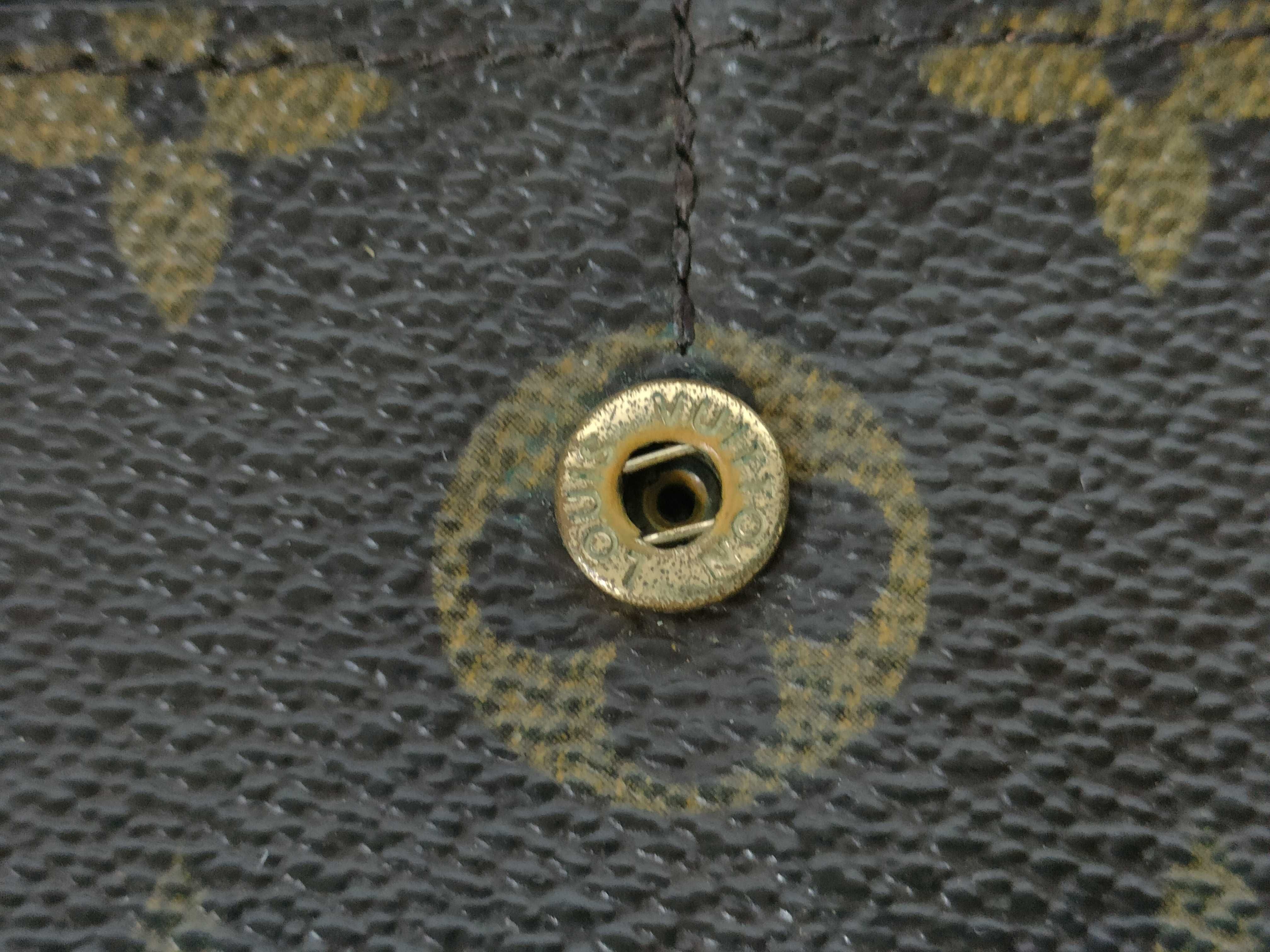 Monogram Portefeuille Sarah Wallet — view 9