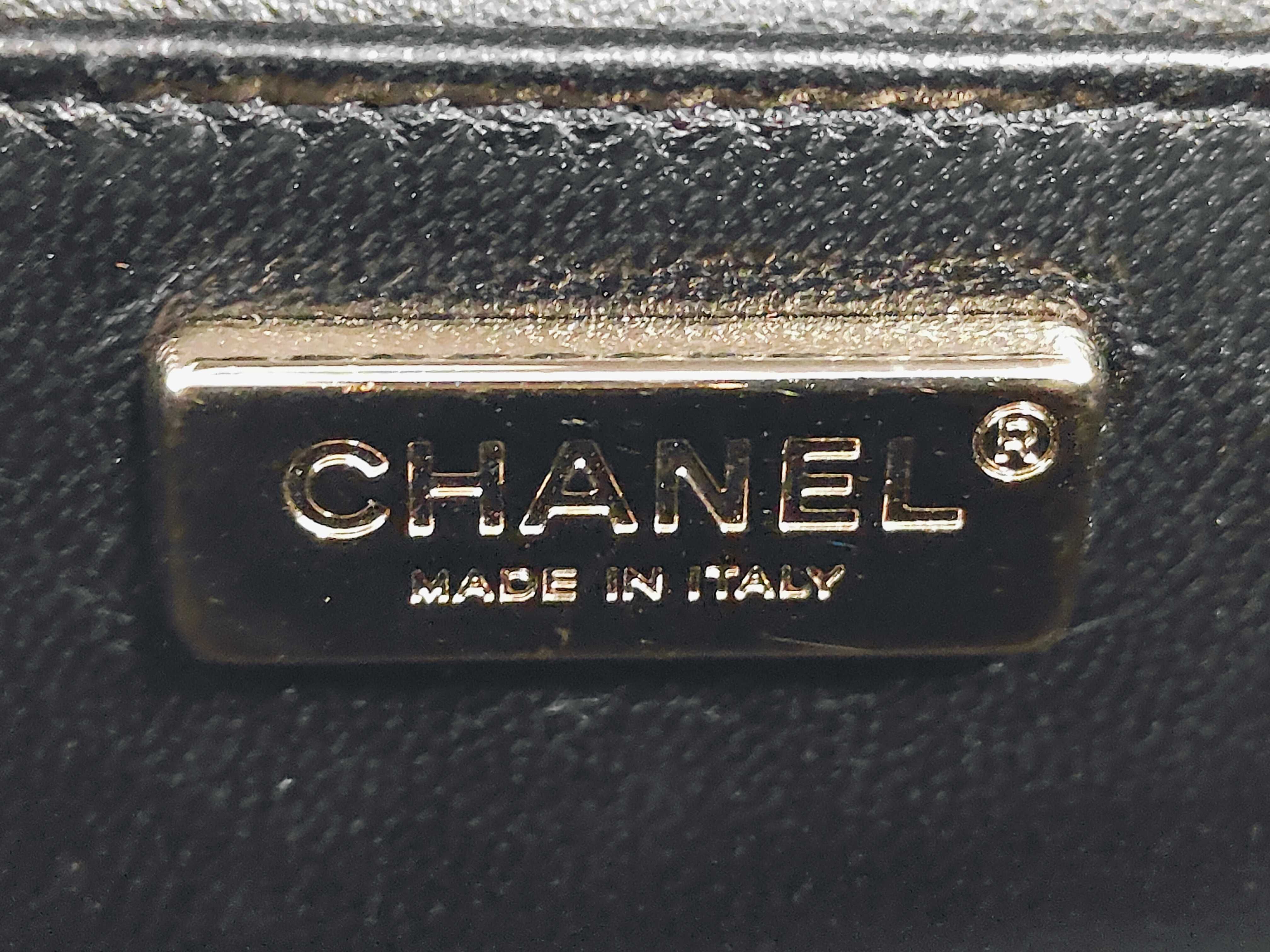 Channel Boya Shoulder Bag — view 10