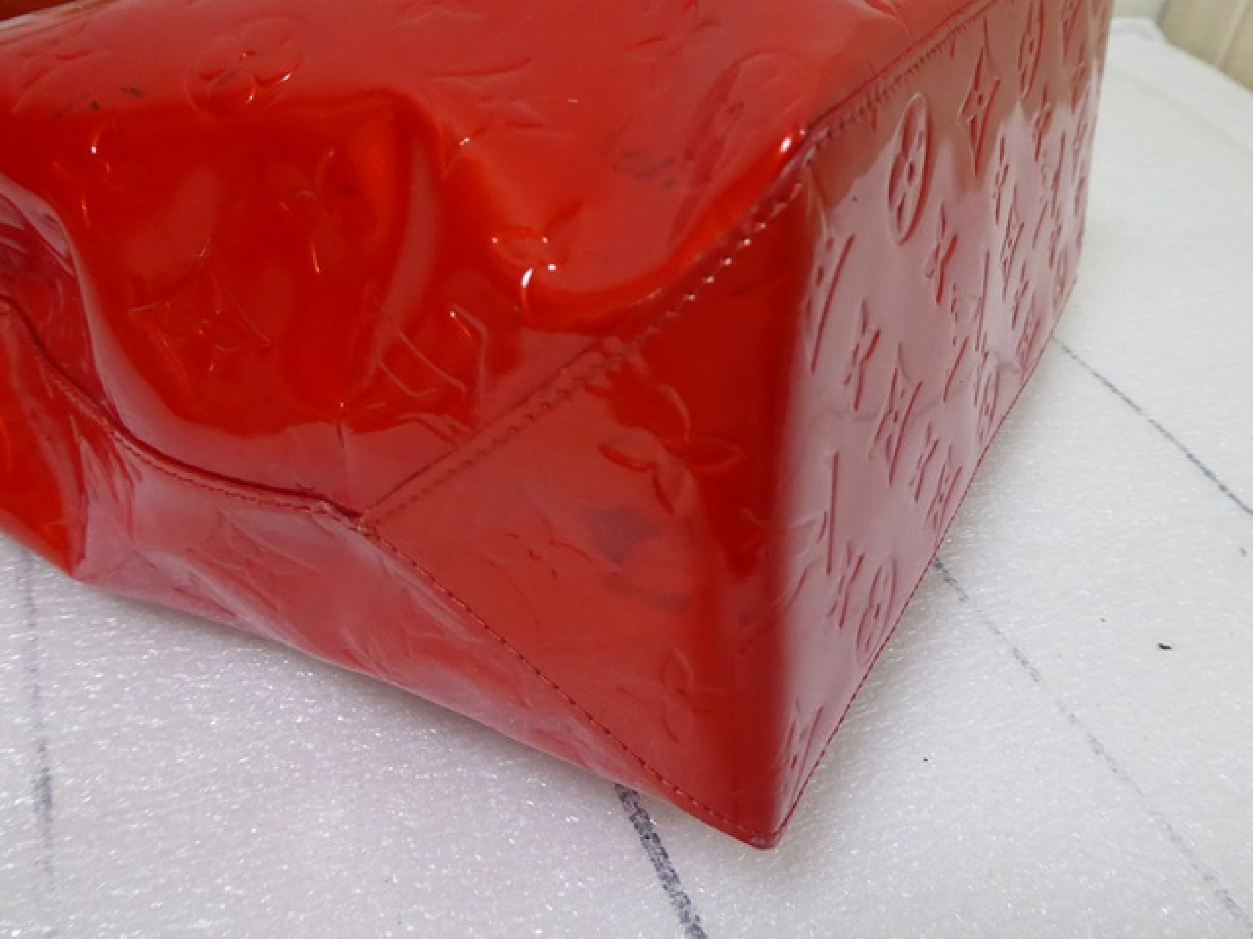 Lead MM Rouge Handbag — view 3