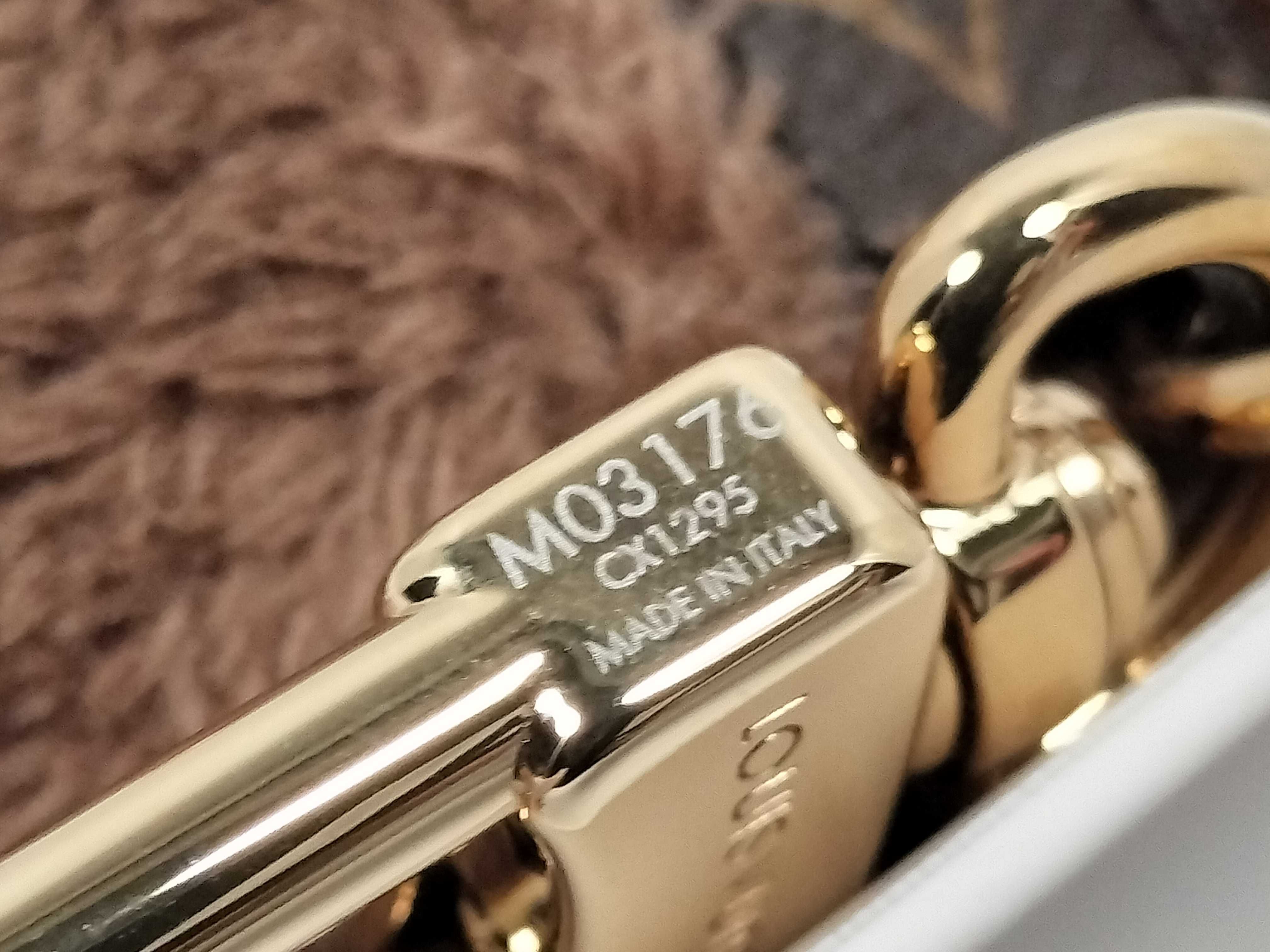Bag Charm LV Louis Bear M03176 Faux Fur Leather Charm — view 13