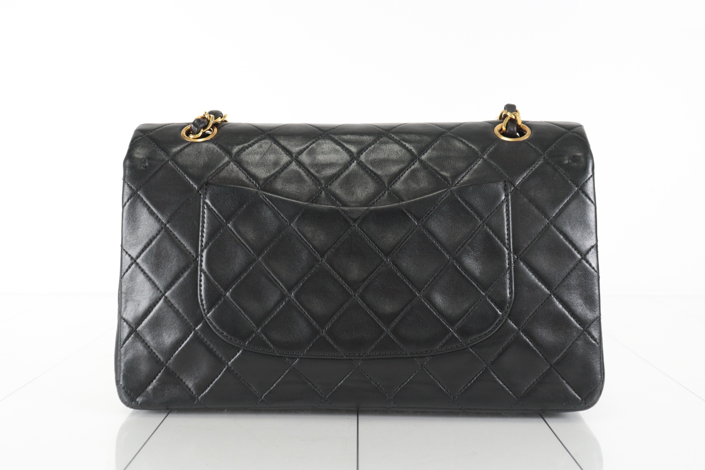 Double flap 25 Lambskin Chain Shoulder Bag, Unit No. 2 — view 2