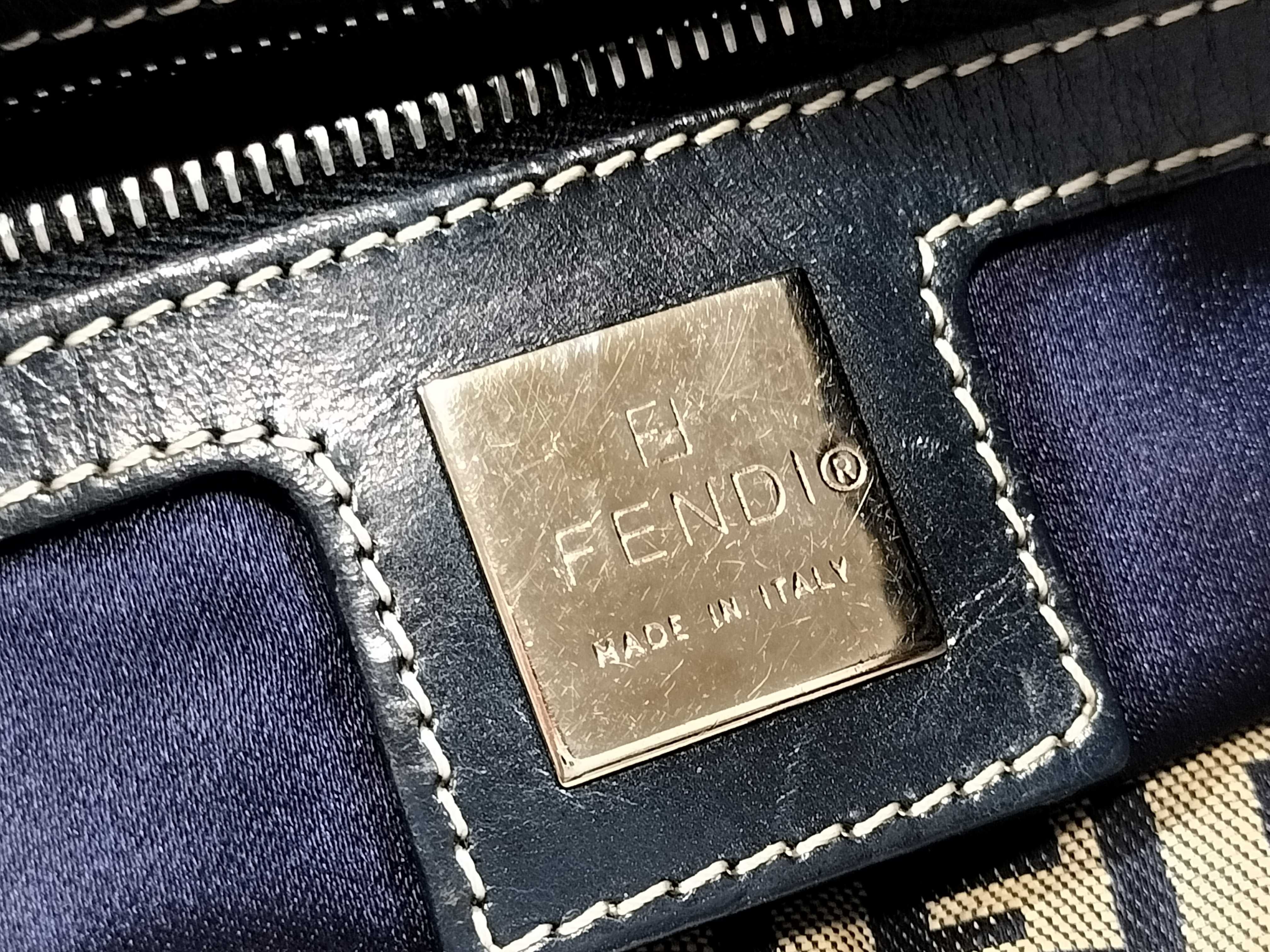 Mamma Zucchino One-Shoulder Bag — view 11