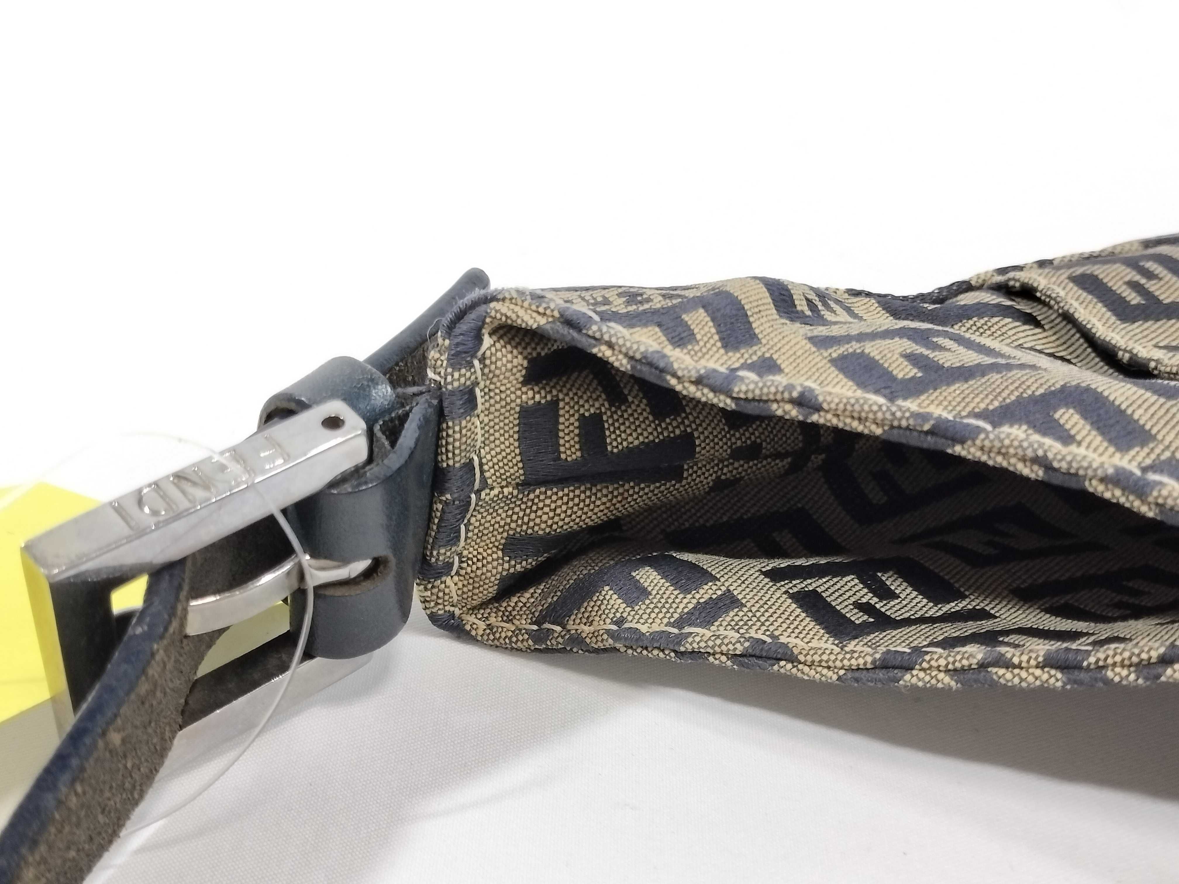 Mamma Zucchino One-Shoulder Bag — view 8