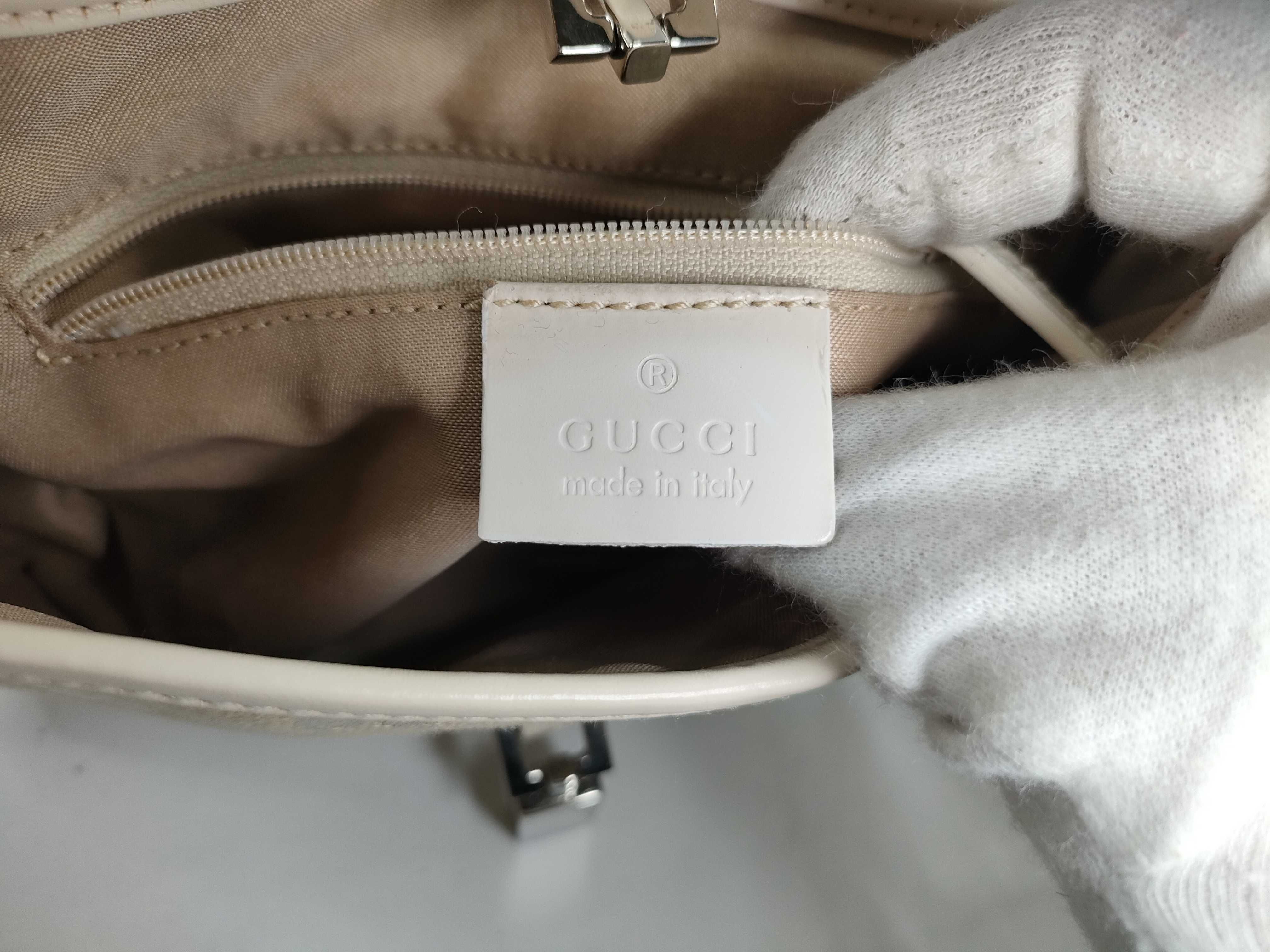 GG Canvas Jackie Shoulder Handbag — view 12