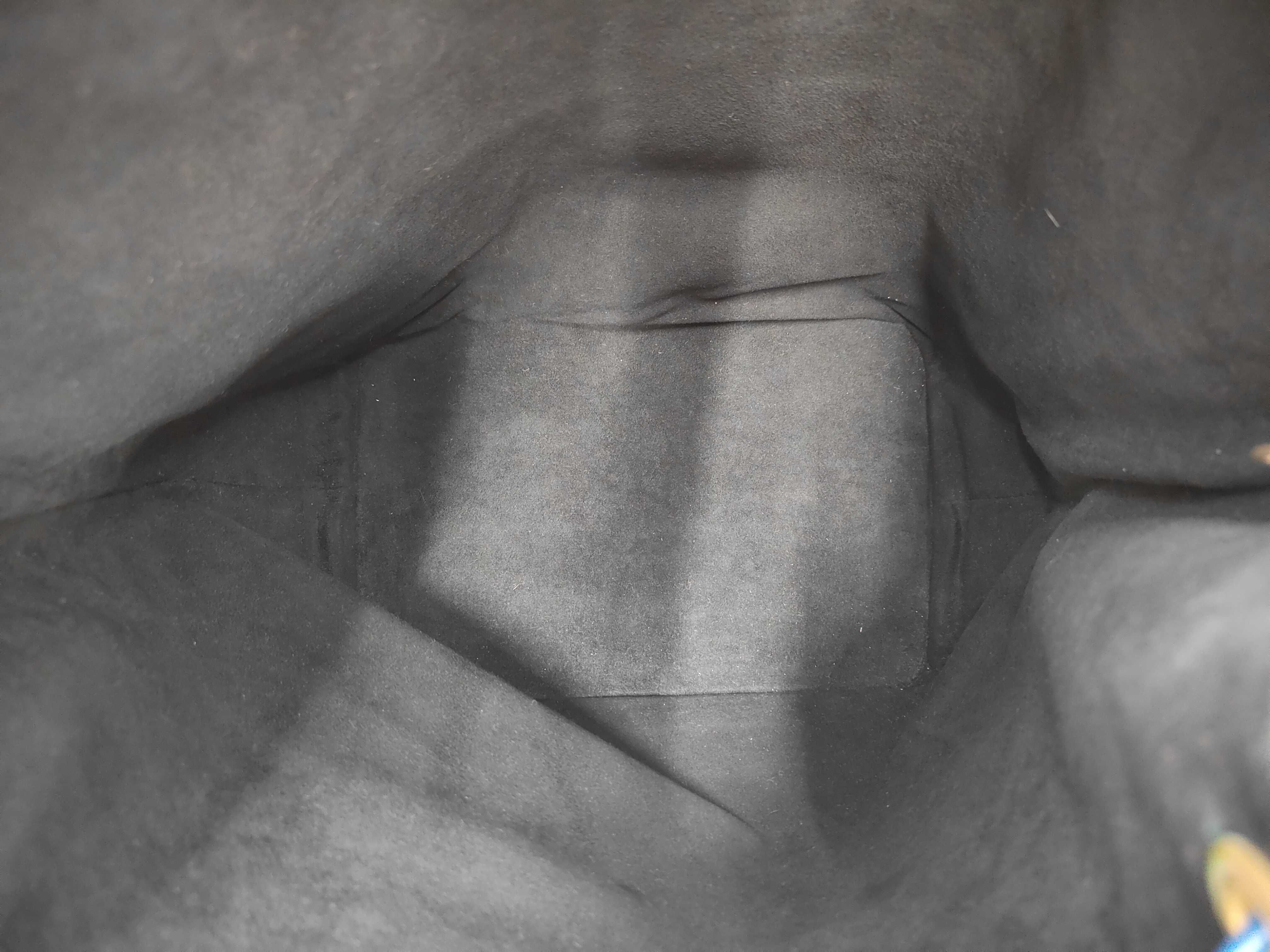 Epi Noé Shoulder Bag — view 8