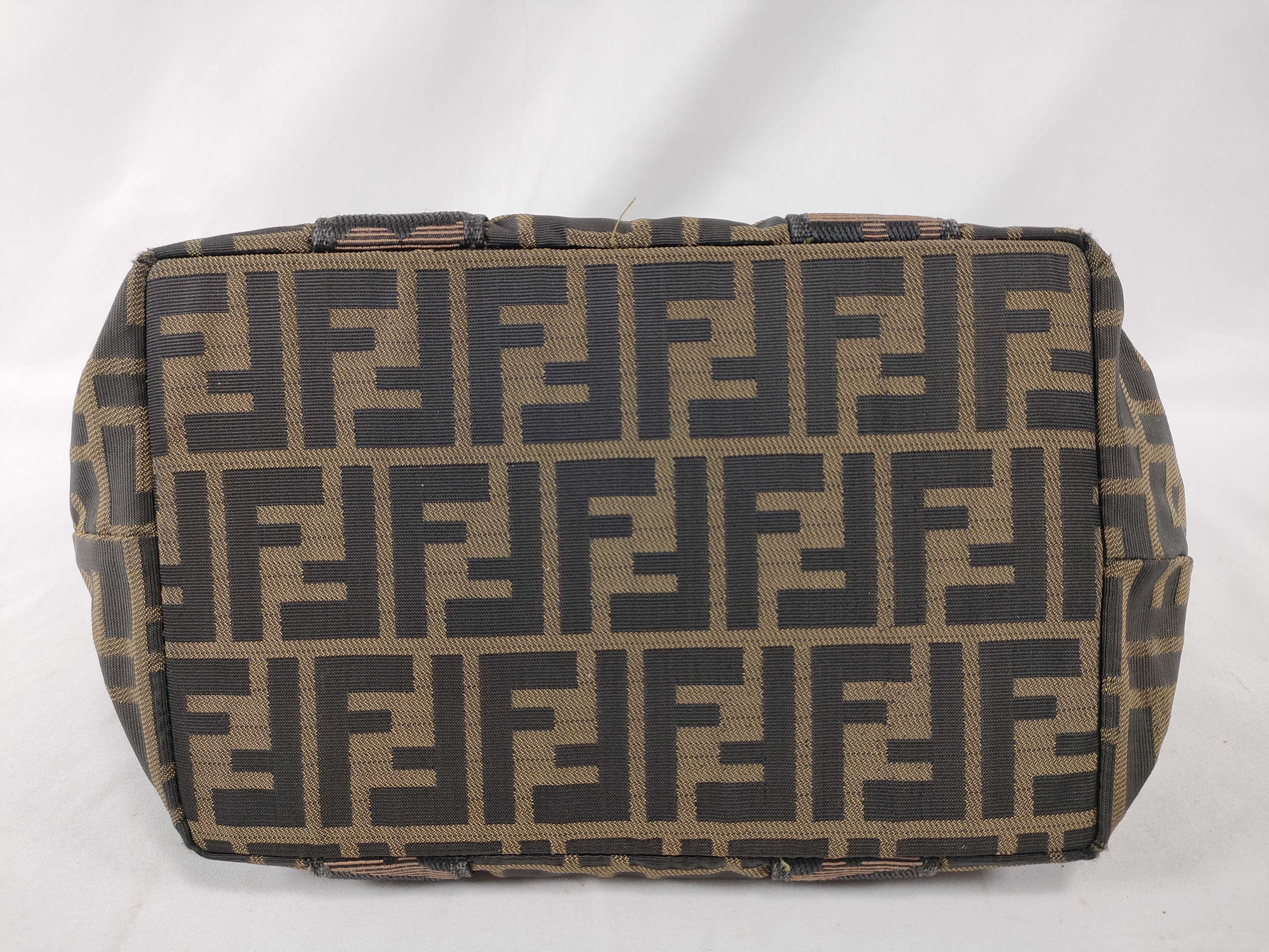 Zucca pattern Fendi handbag — view 9