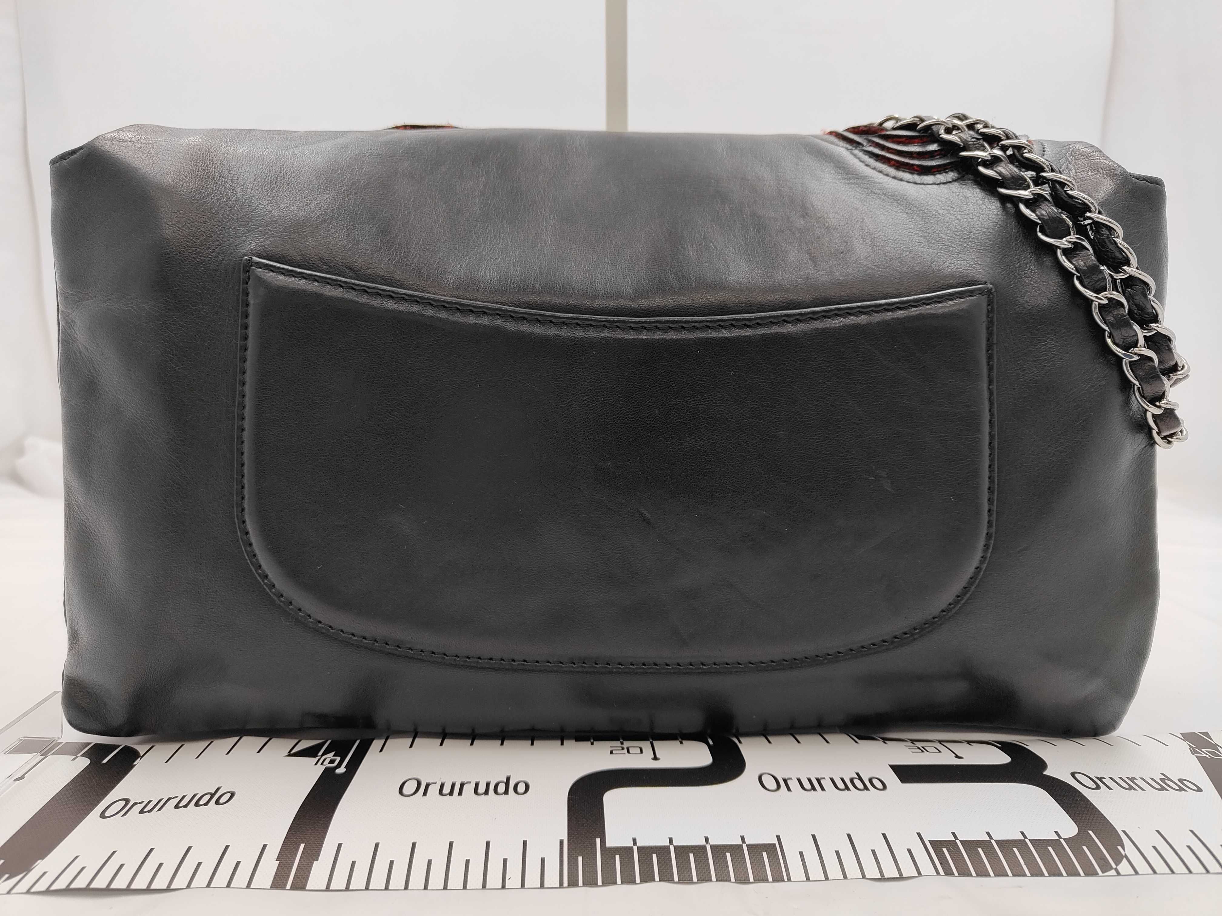 Lambskin Camellia Double Chain Shoulder Bag (Black) — view 2