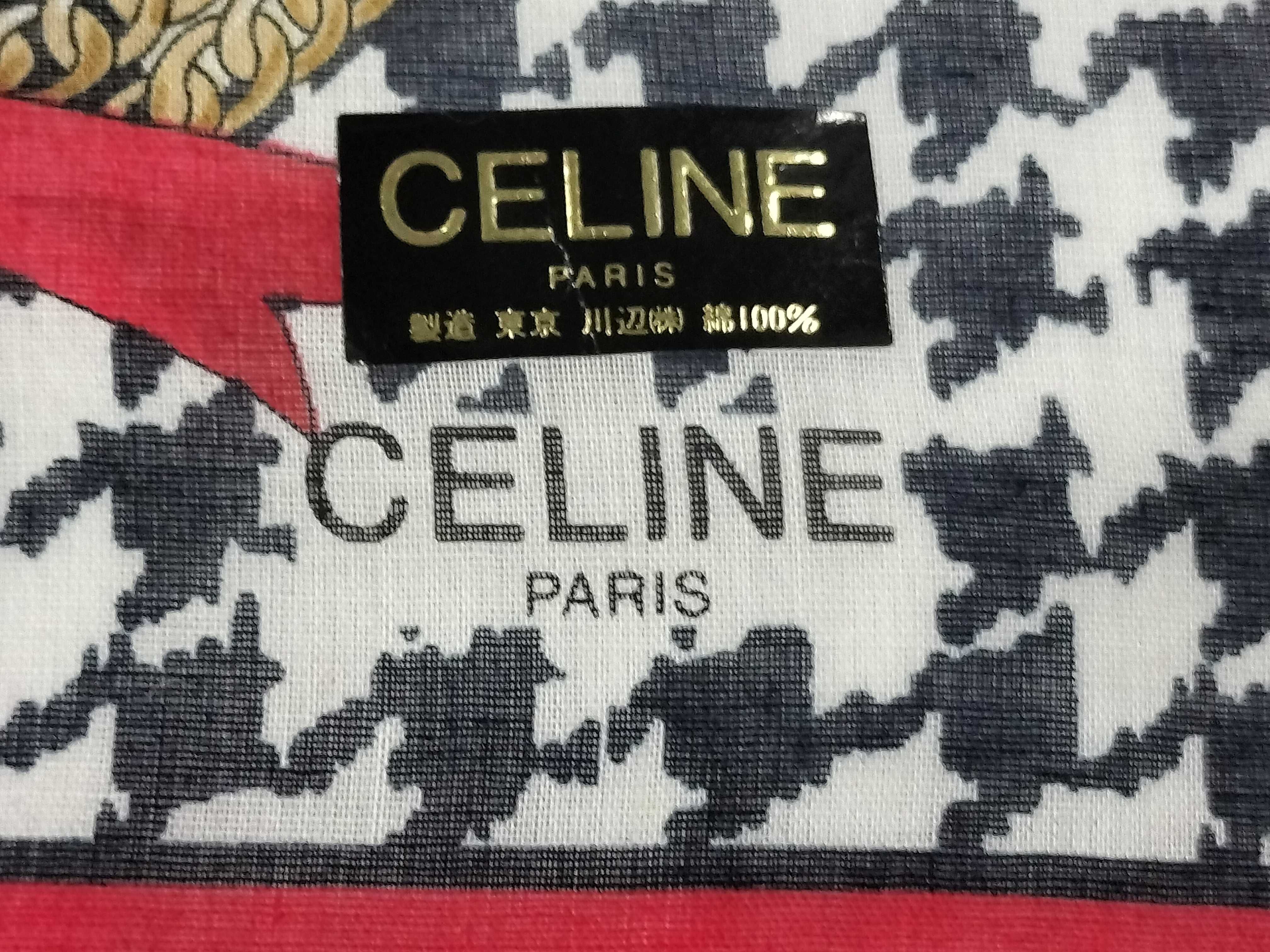 handkerchief scarf with sticker, houndstooth pattern, chain, and other accessories. — view 3
