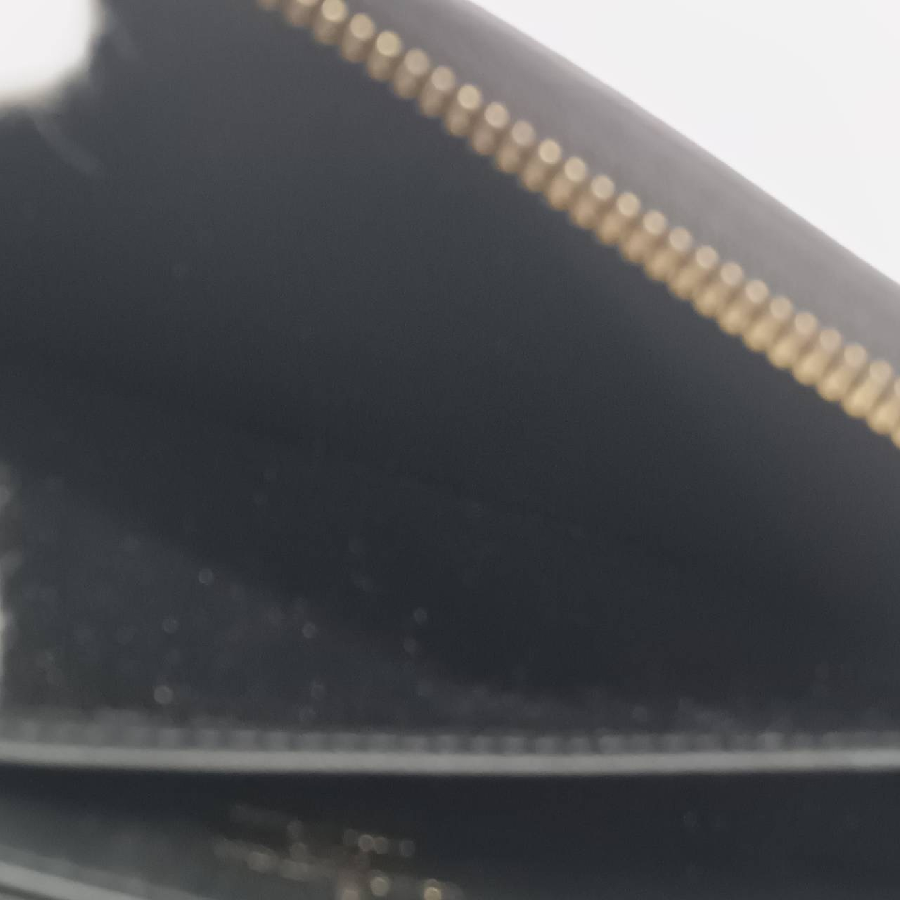 Zippy Wallet Epi M61857 Wallet — view 5