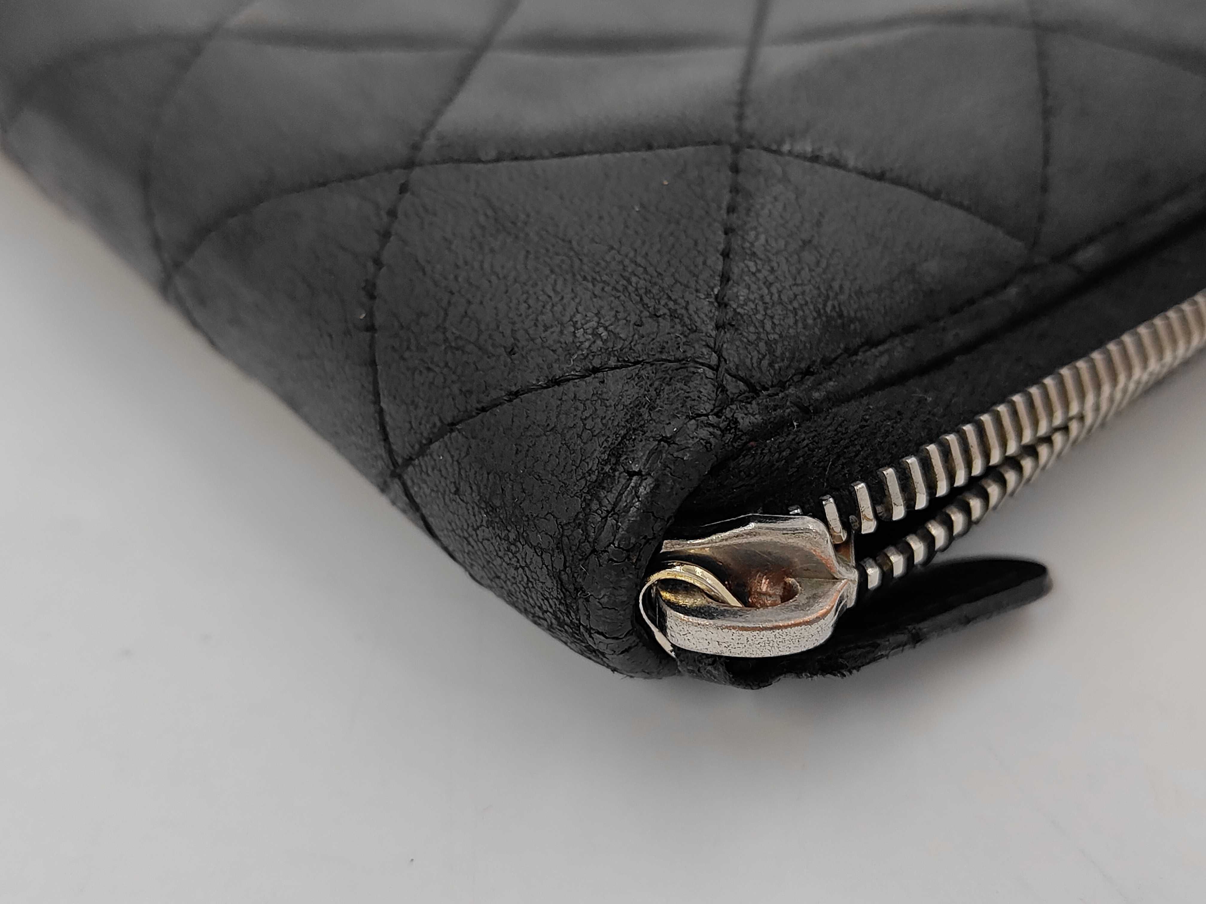 Matelassé Lambskin Coco Mark Round Zipper Organizer Wallet (Serial Number 17) — view 3