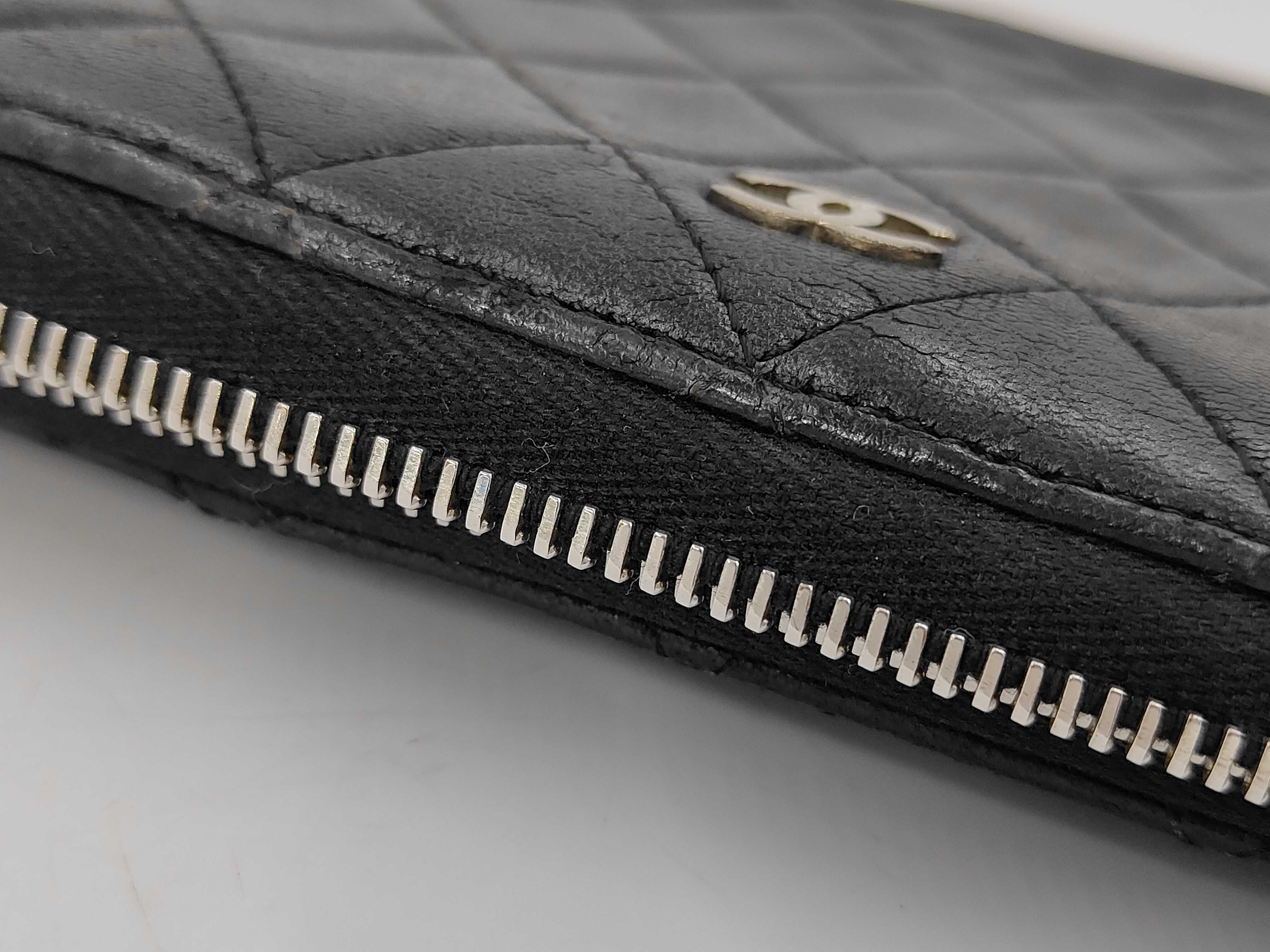 Matelassé Lambskin Coco Mark Round Zipper Organizer Wallet (Serial Number 17) — view 9