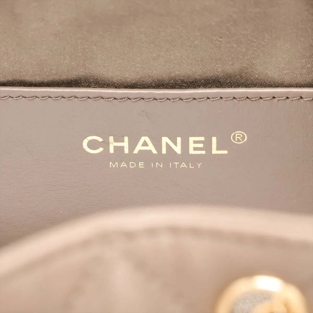 [Individually packaged] Chanel 25 Mini Leather Chain Shoulder Bag, Khaki, Gold Hardware, C874T1T6, Random Plate, AS5631 — view 8