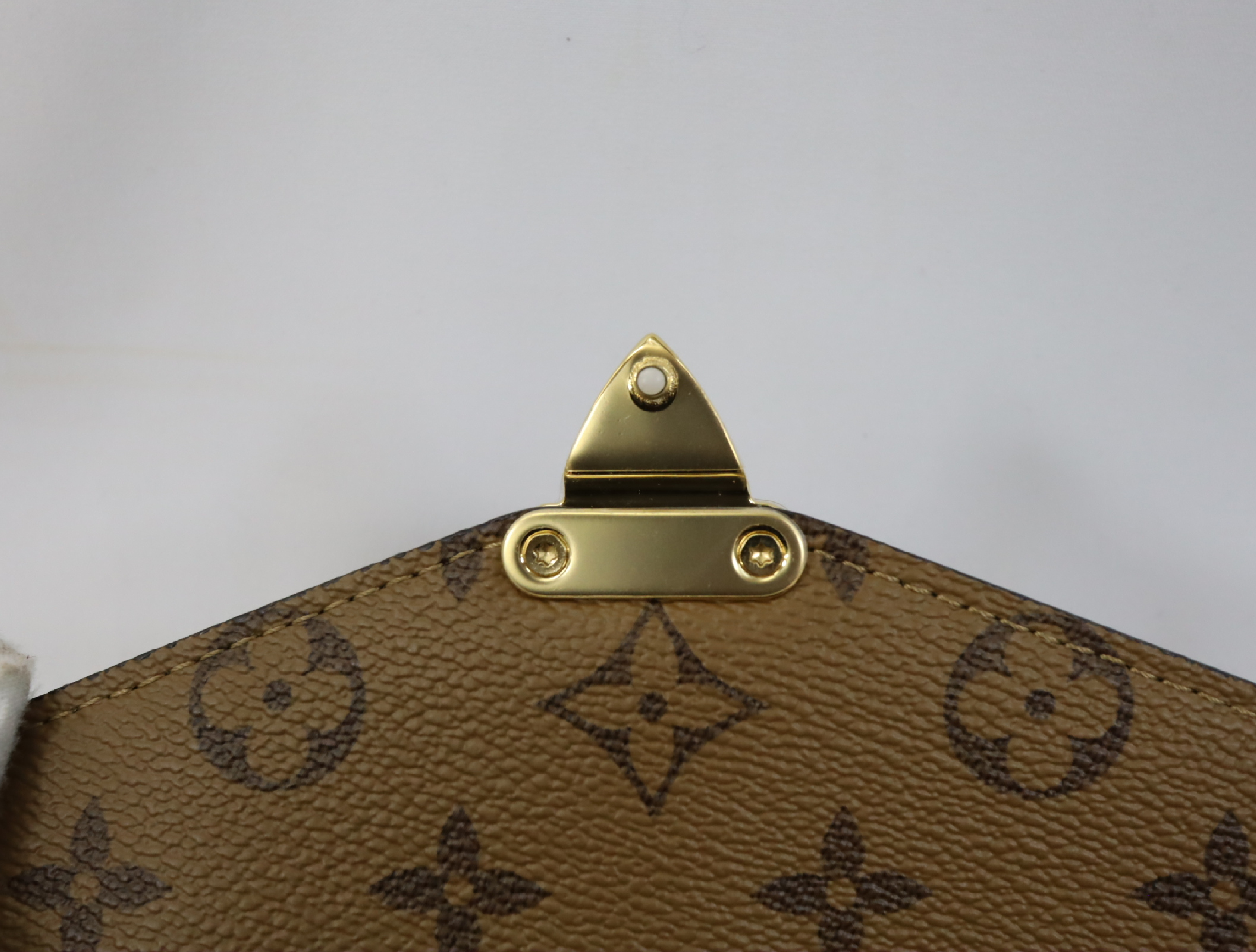 Monogram Reverse Pochette Metis MM M44876 Shoulder Bag (RFID detected) — view 14
