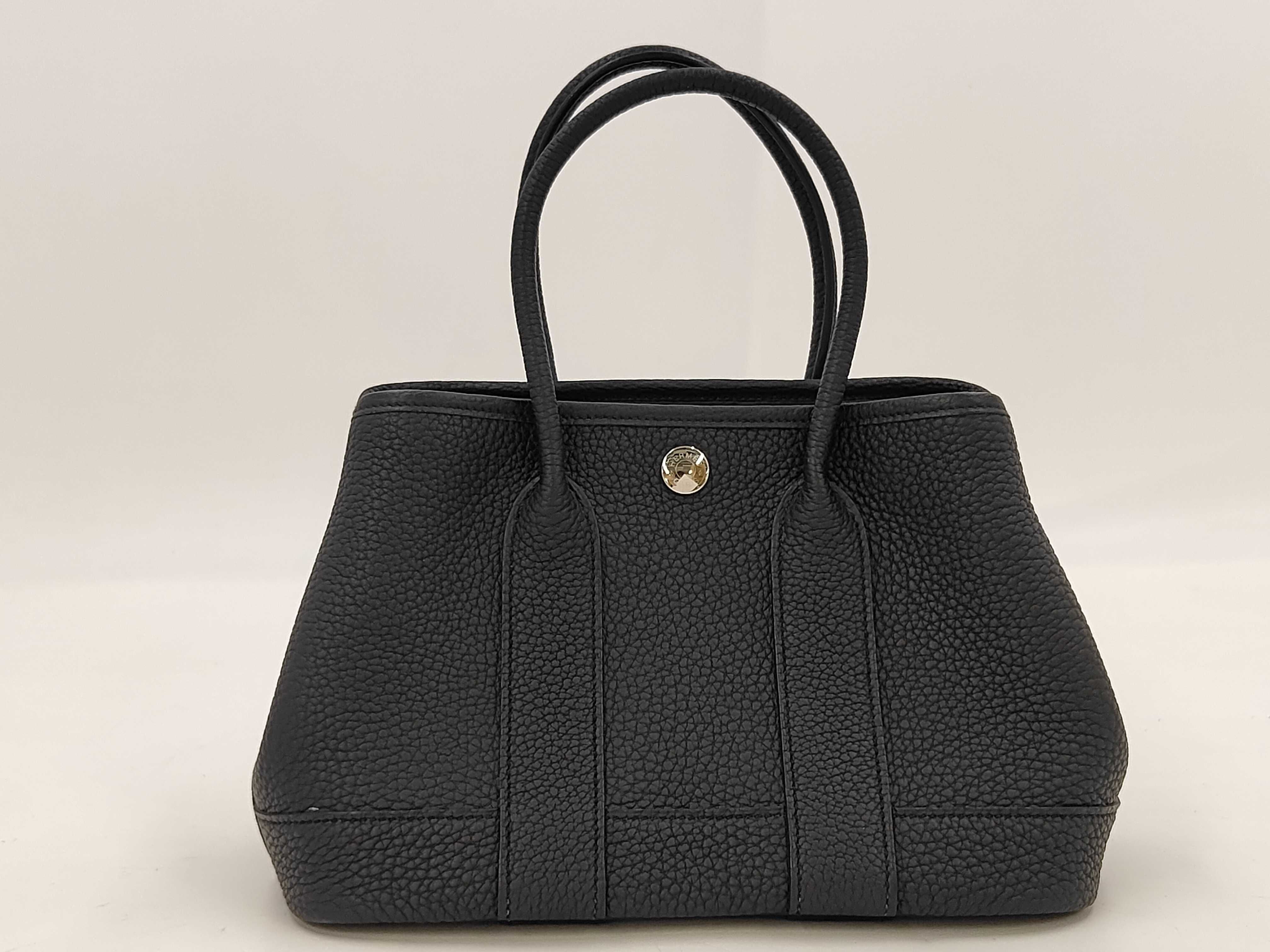 Neo Garden 23 Negonda Black Handbag (W stamp)