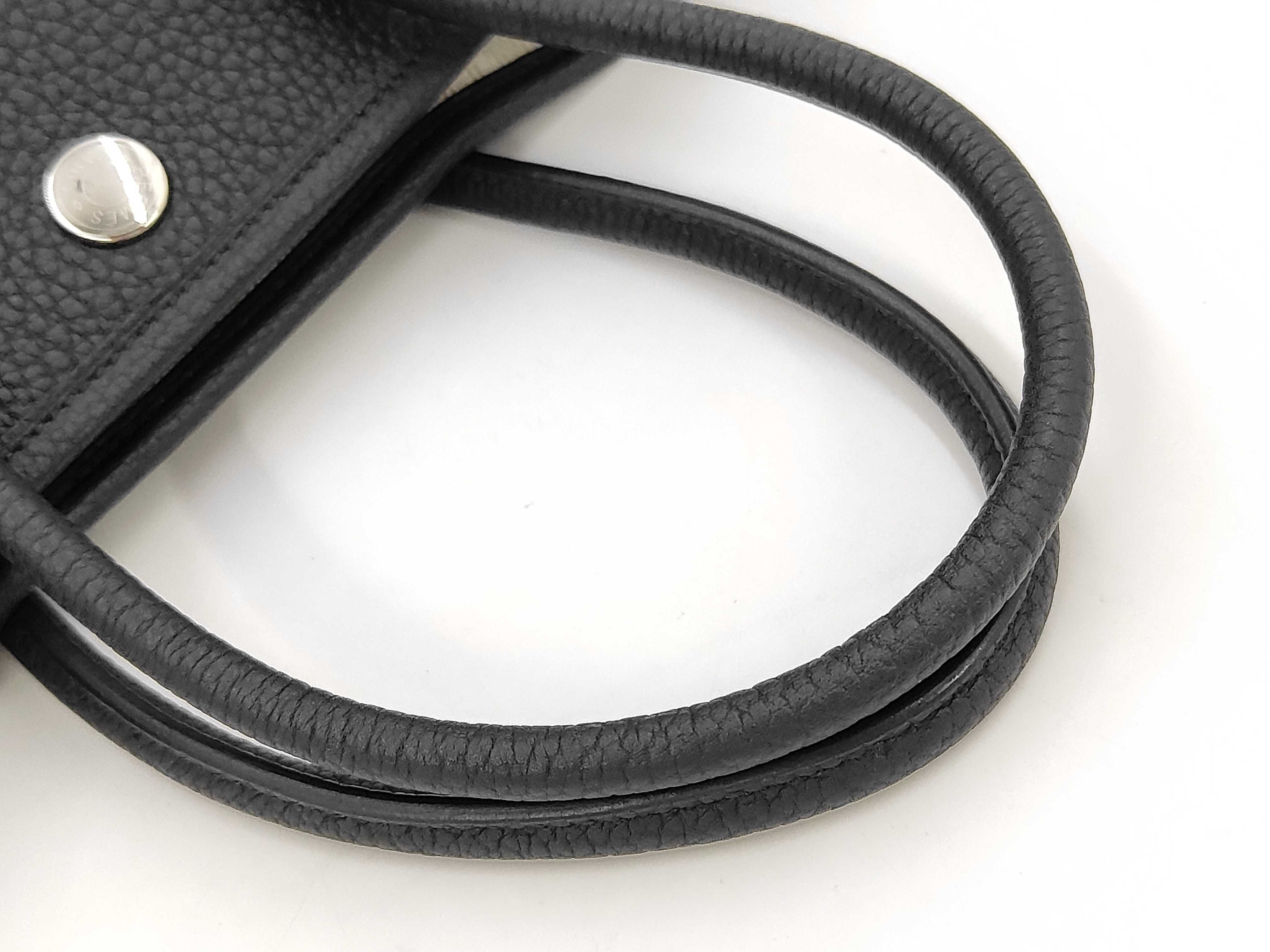 Neo Garden 23 Negonda Black Handbag (W stamp) — view 5